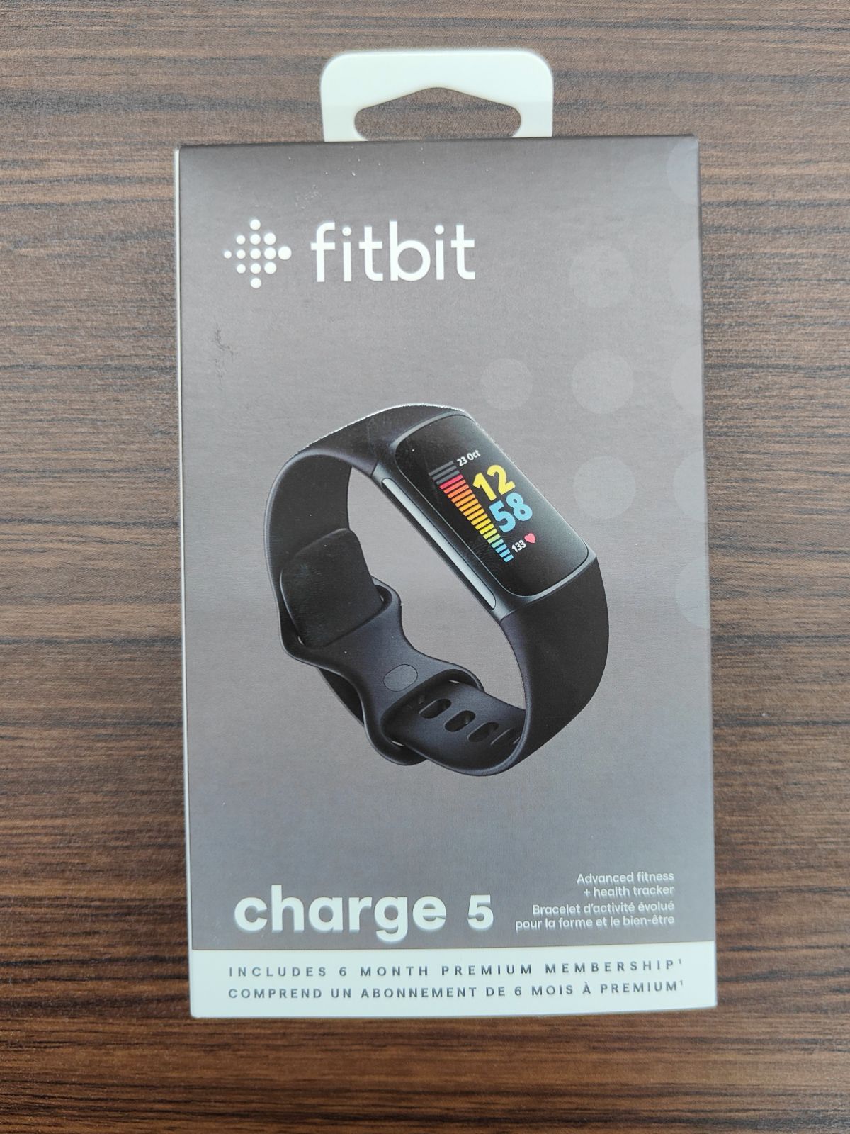 【中古美品】fitbit Charge 5 トラッカー　ブラック/グラファイト