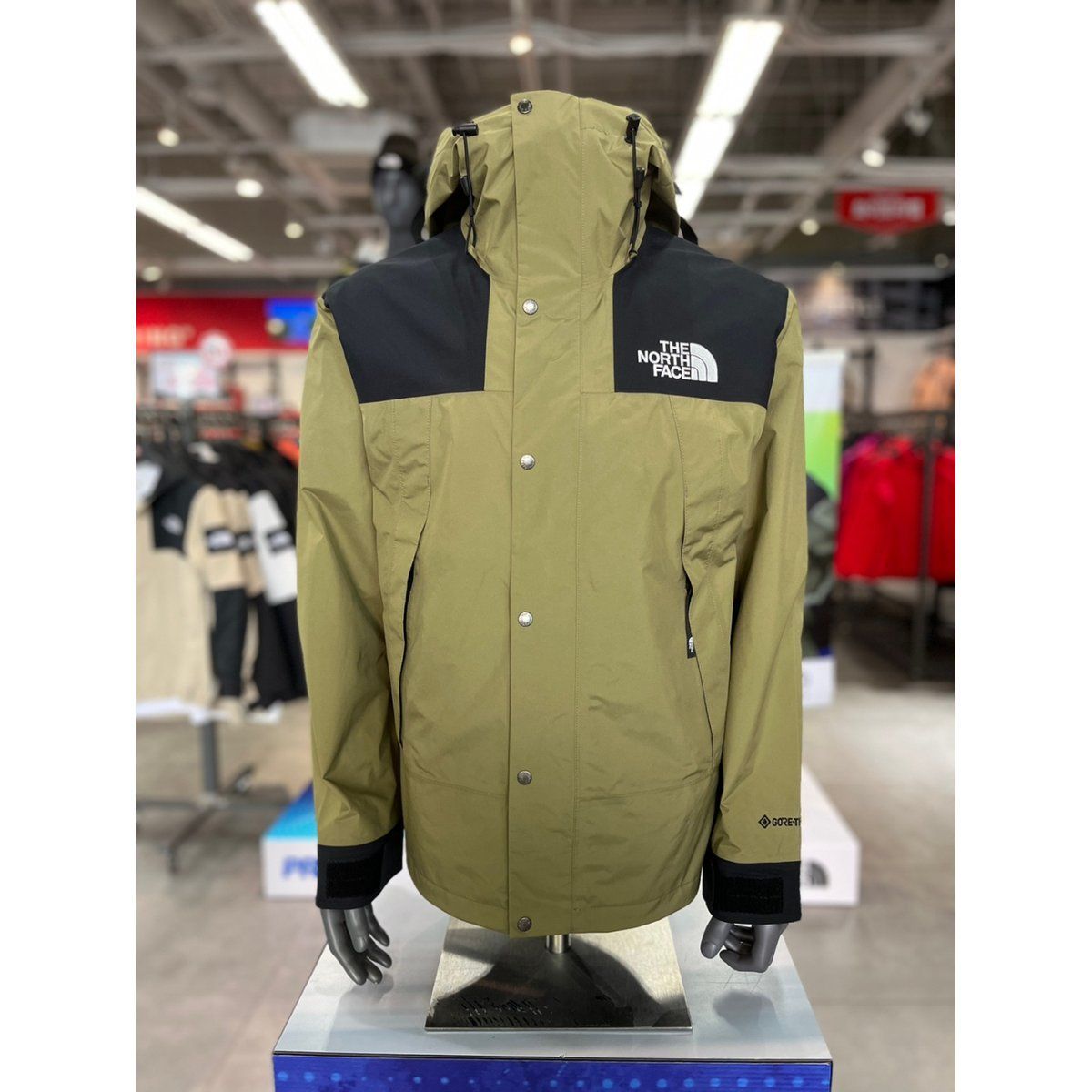 新品　ノースフェイス　1990 マウンテンジャケット　GORE-TEX 海外限定 楽天市場】【中古】【新古品・未使用品】THE NORTH FACE ザ