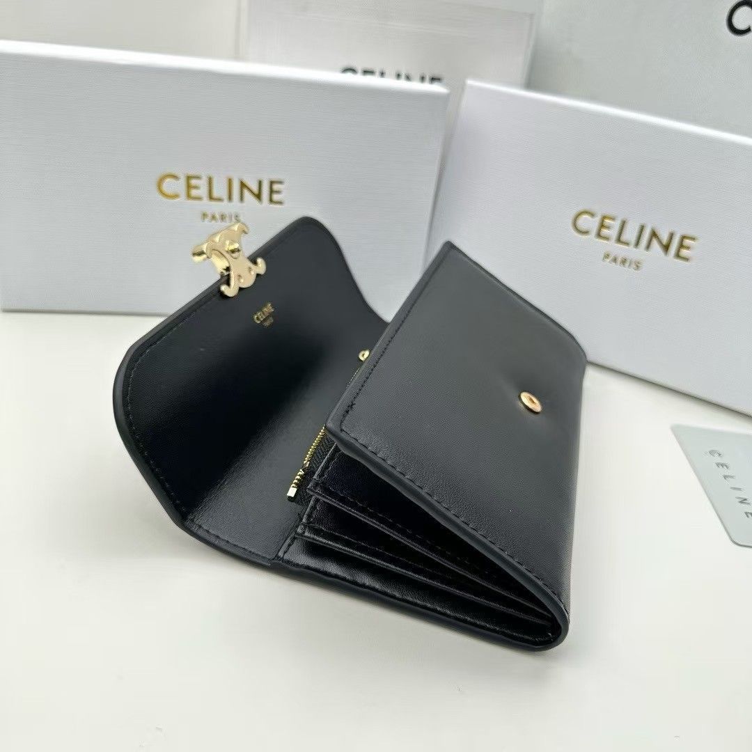 【最終値下げ】新品未使用CELINE財布 新品未使用 CELINE財布[本日特価|新品未使用品] - メルカリ