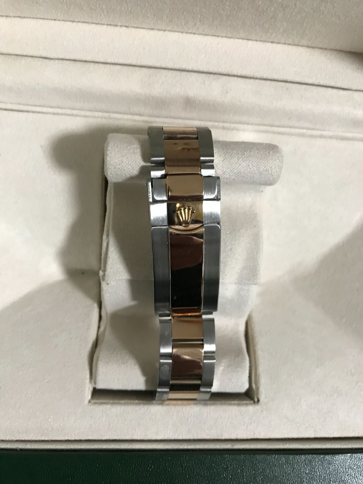 126711CHNR