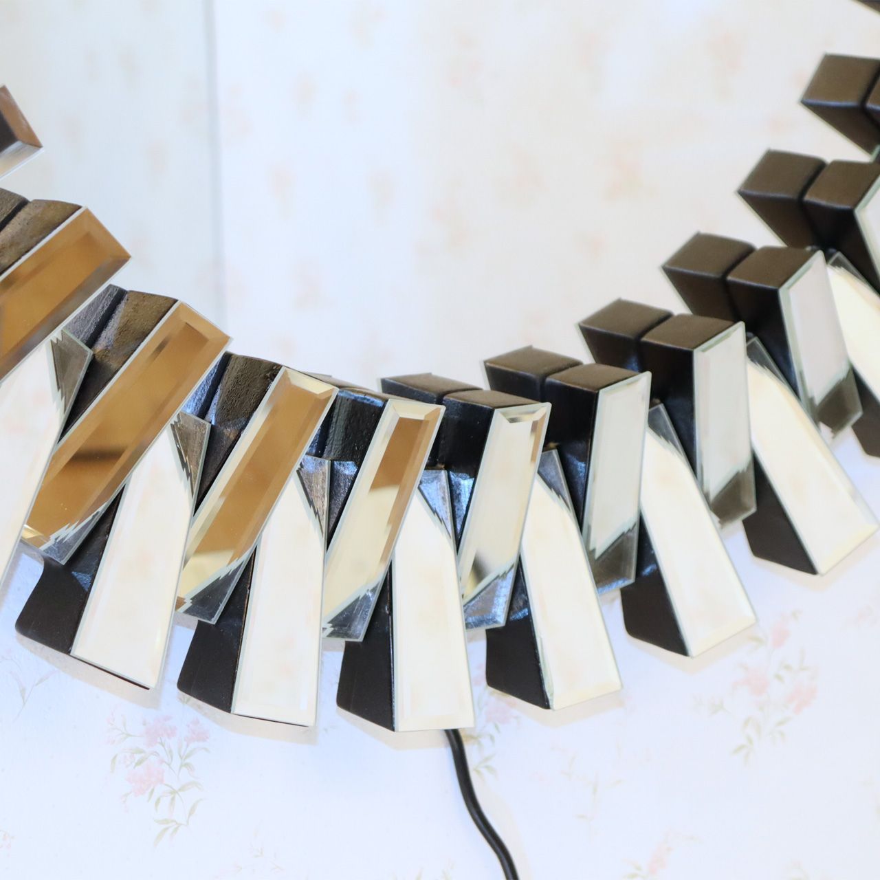 ミラー家具 壁掛けミラー LED 円形 鏡 グラムスタイル シルバー