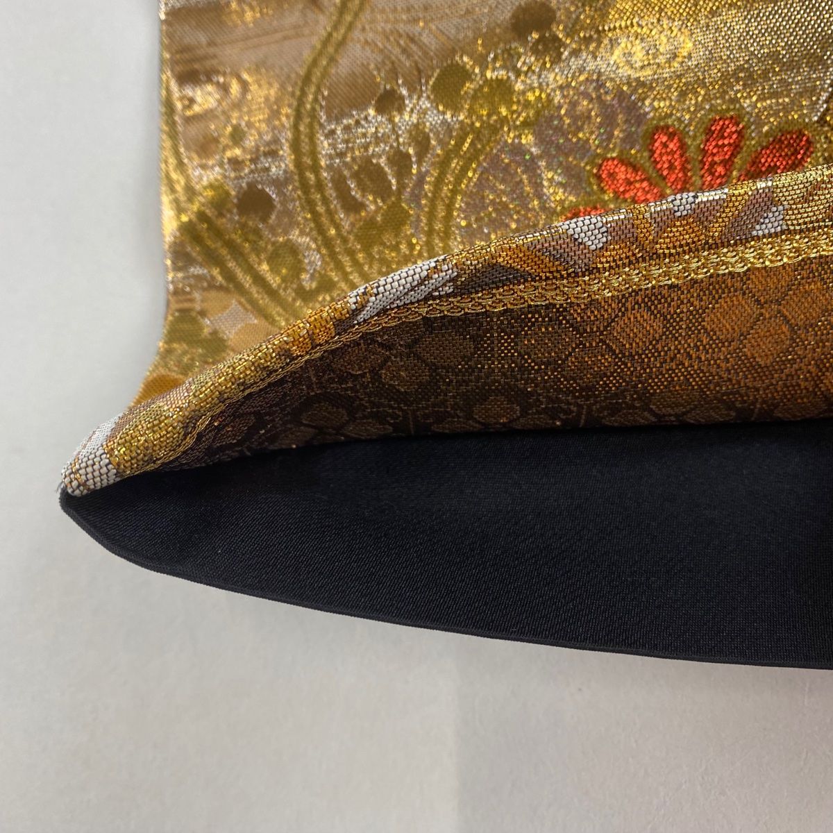 袋帯 美品 秀品 尾長鳥 草花 金銀糸 箔 金色 六通 正絹 【中古