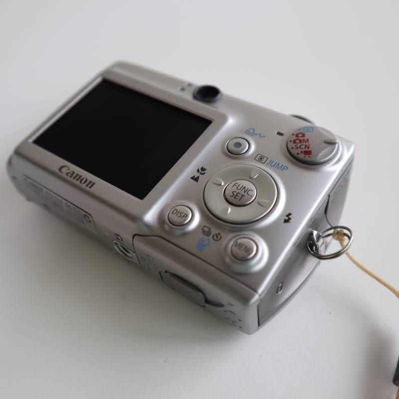 動作品！CanonIXYDigital600 キヤノン Canon IXY DIGITAL 600 約710万画素 付属品あり 動作品
