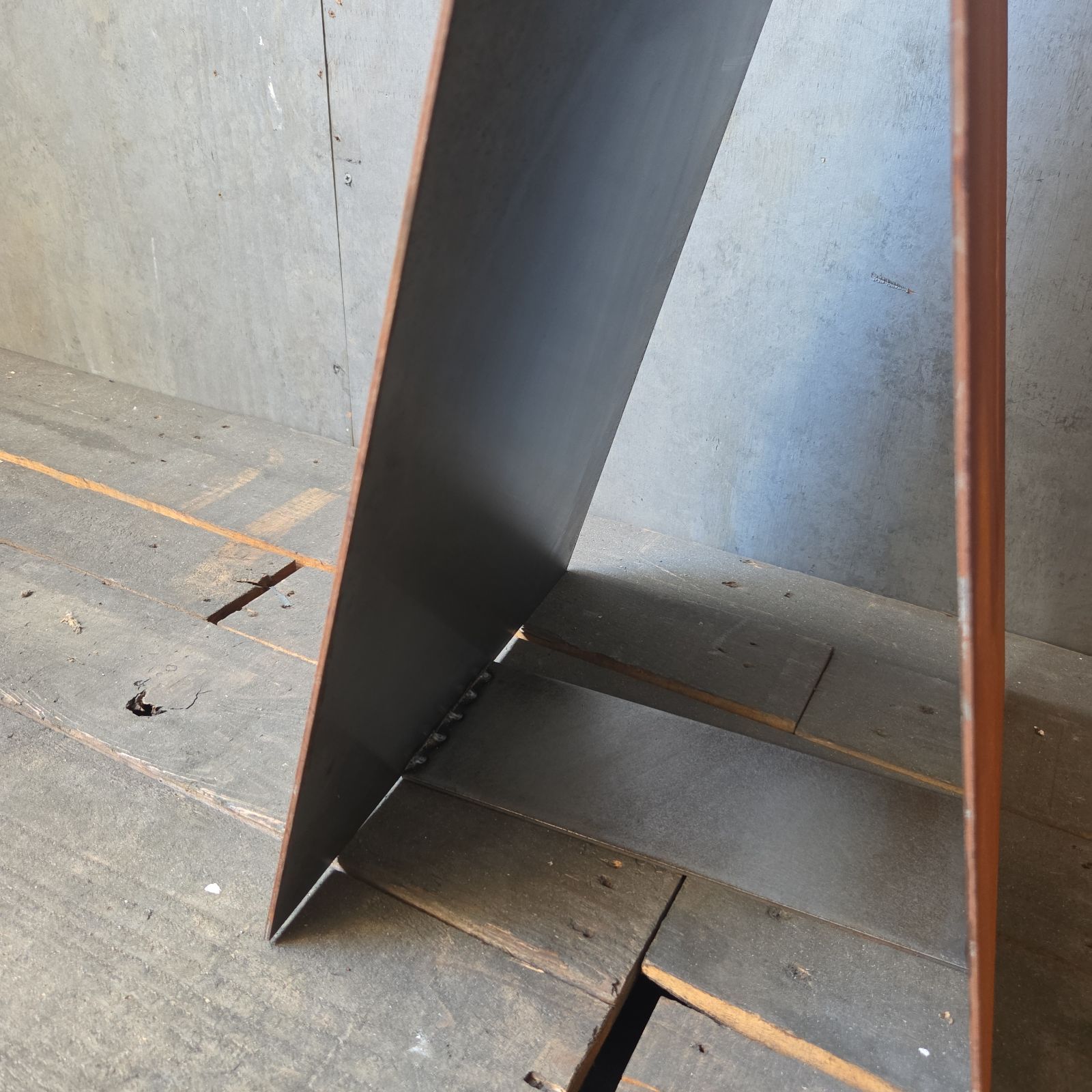 サインボード 錆び