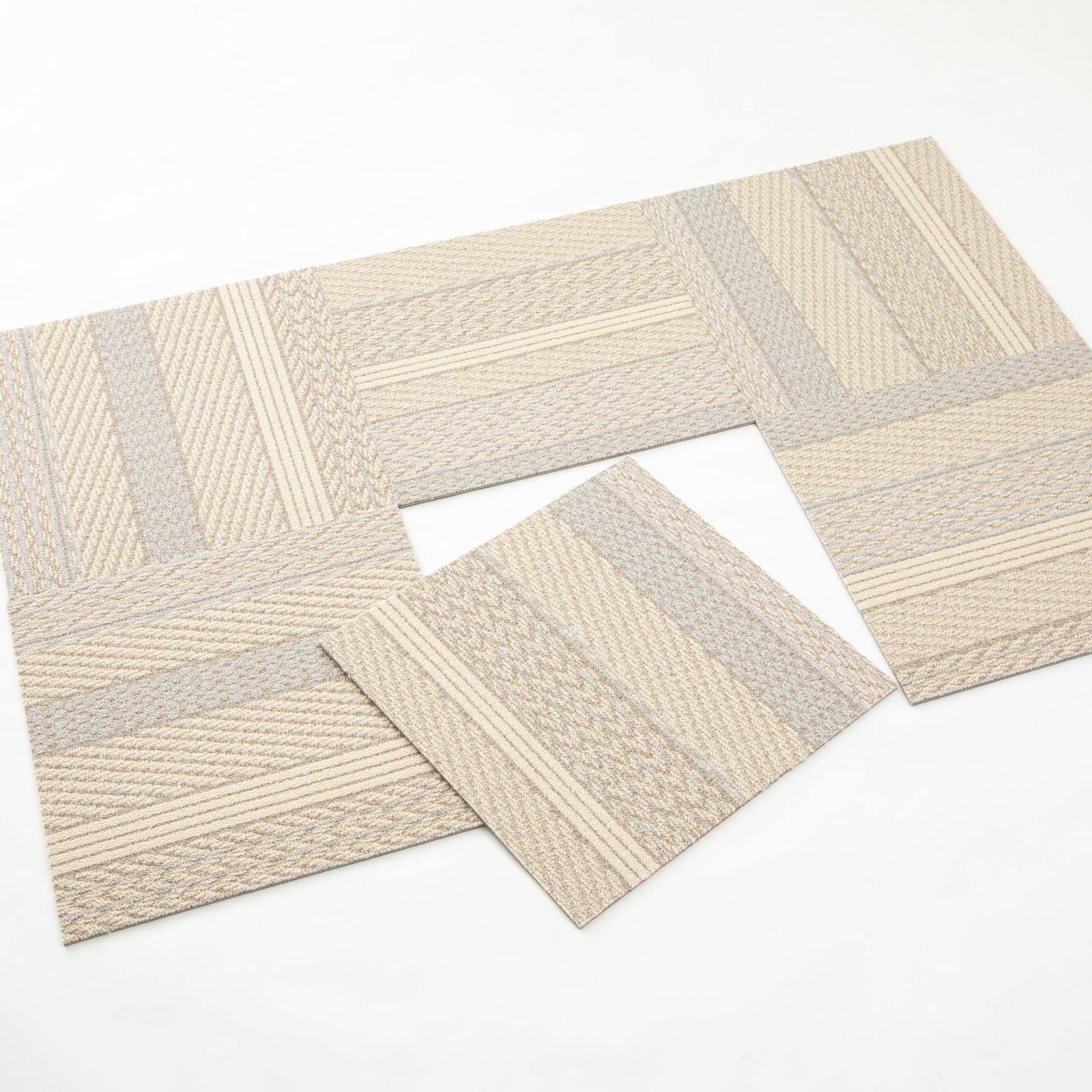 在庫セール ユニットラグ タイルカーペット ケーブルニットⅢ アイボリー TEXTILES 50×50cm UR2201 SELKON 6枚入り|1ケース 川島織物セルコン KAWASHIMA 日本製