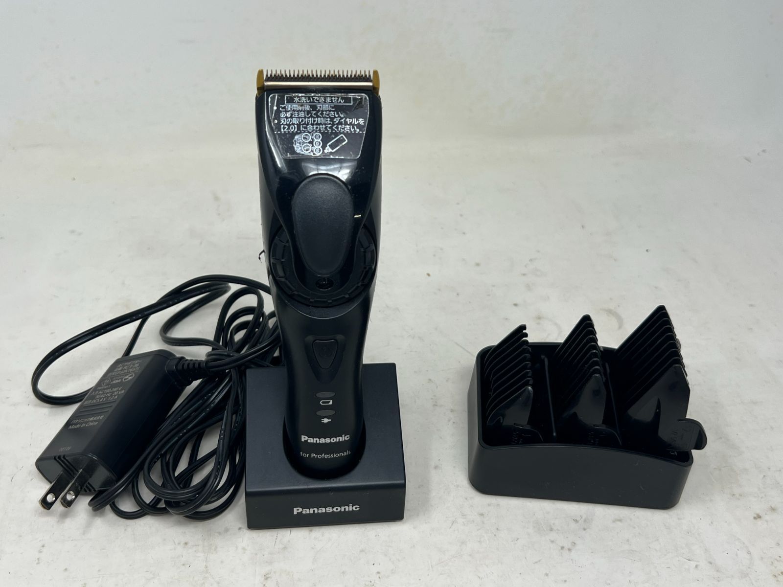 Panasonic ER-GP82 バリカン 充電器付き バリカン 充電式 ER-GP82 パナソニック Panasonic プロリニア