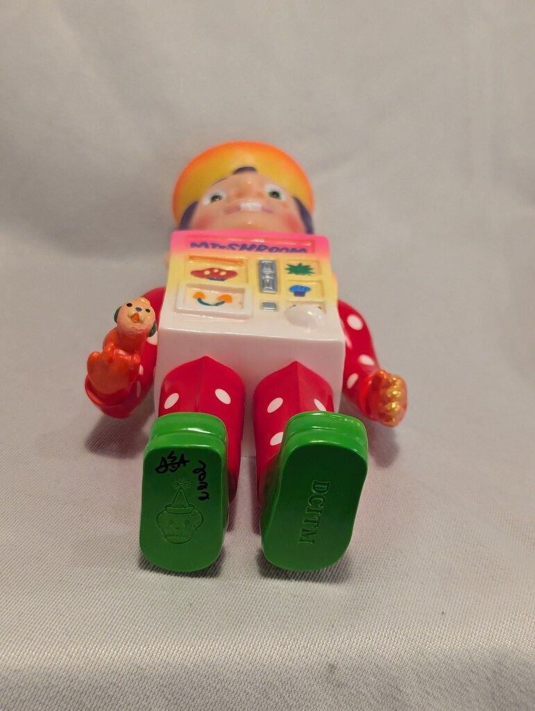 Don't Cry in The Morning ラーメンくん Mushroom Toys 4周年記念