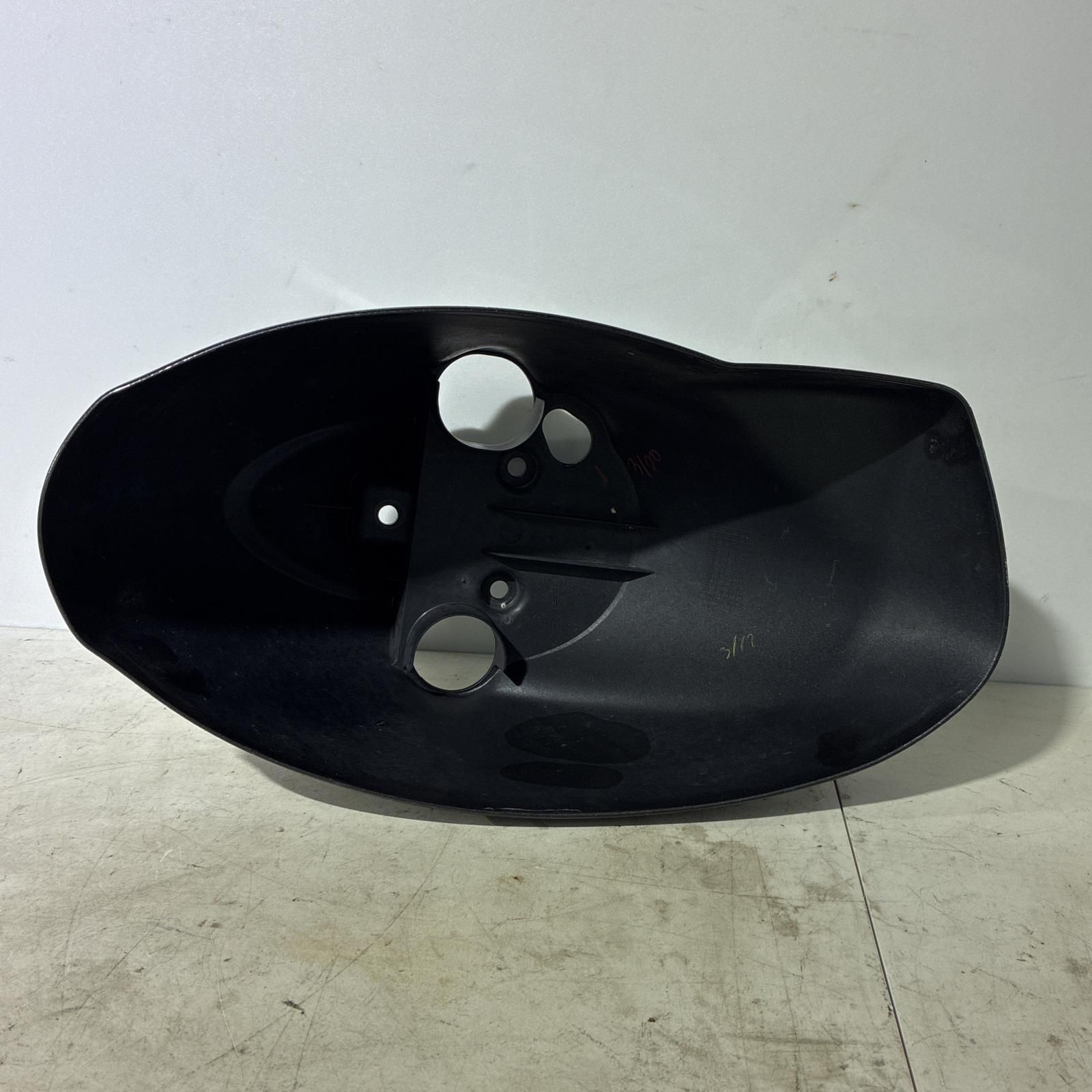 SUZUKI レッツ5G CA47A フロントフェンダー スズキ スズキ 中古 純正