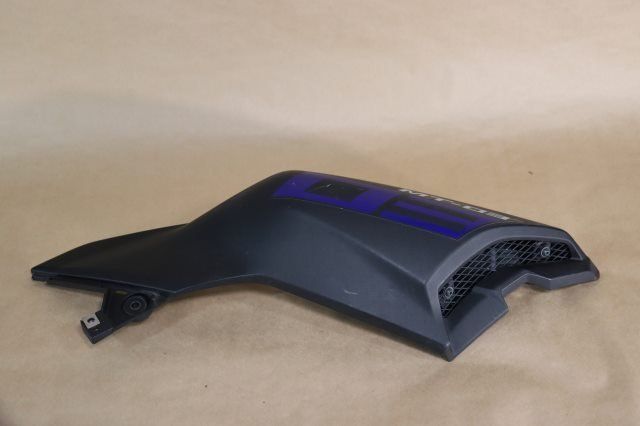 ヤマハ MT-03 RH07J エアダクト右 Y278-32