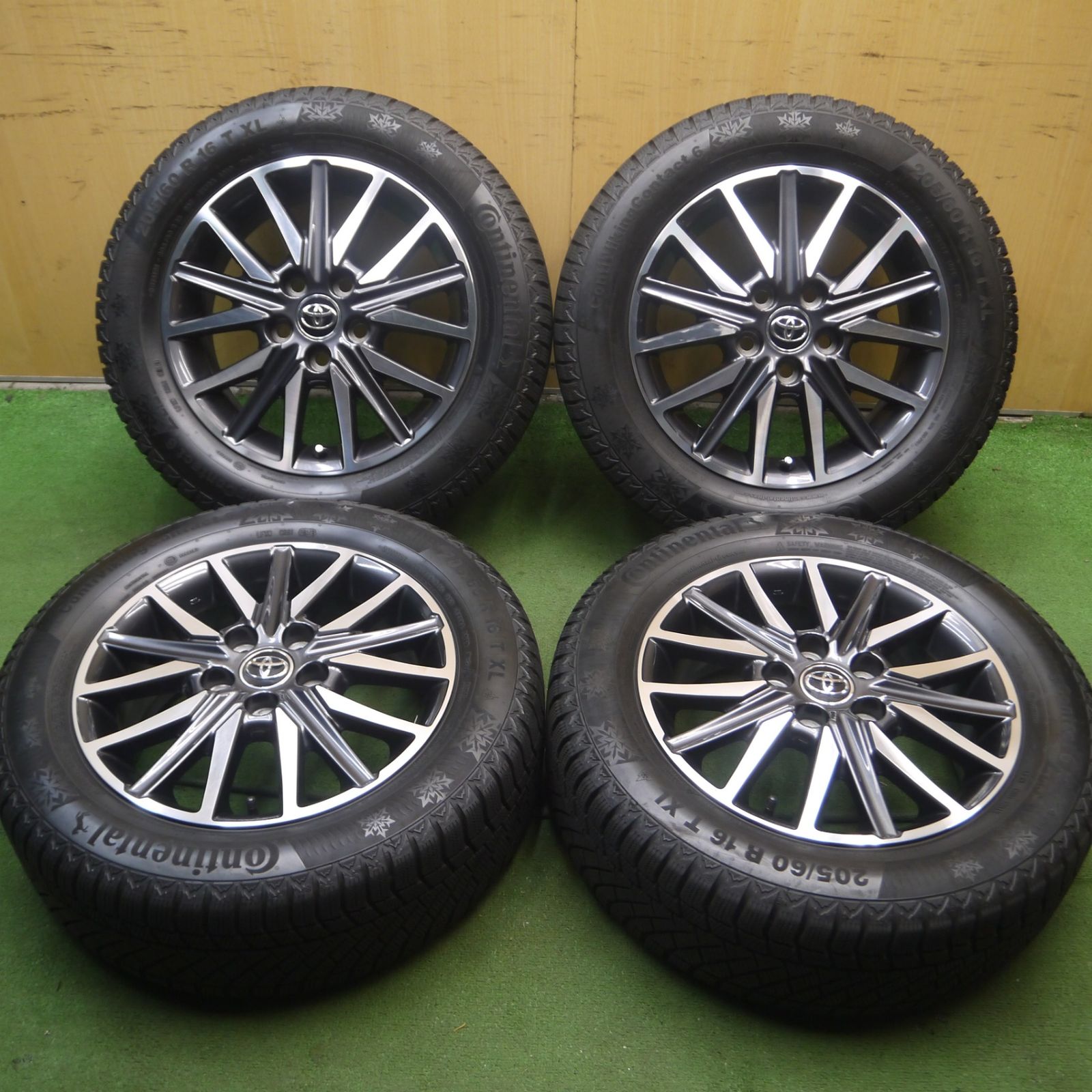 *送料無料* バリ溝！9.5分★トヨタ 80系 ノア ヴォクシー 純正 205/60R16 スタッドレス コンチネンタル コンチバイキングコンタクト6 PCD114.3/5H★4062801Hス