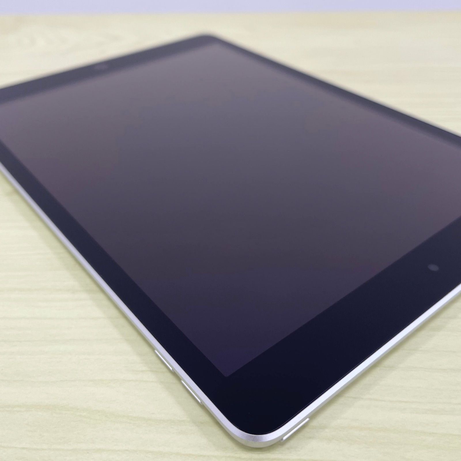 極美品 iPad 第9世代 64GB WiFi シルバー 21136 - メルカリ