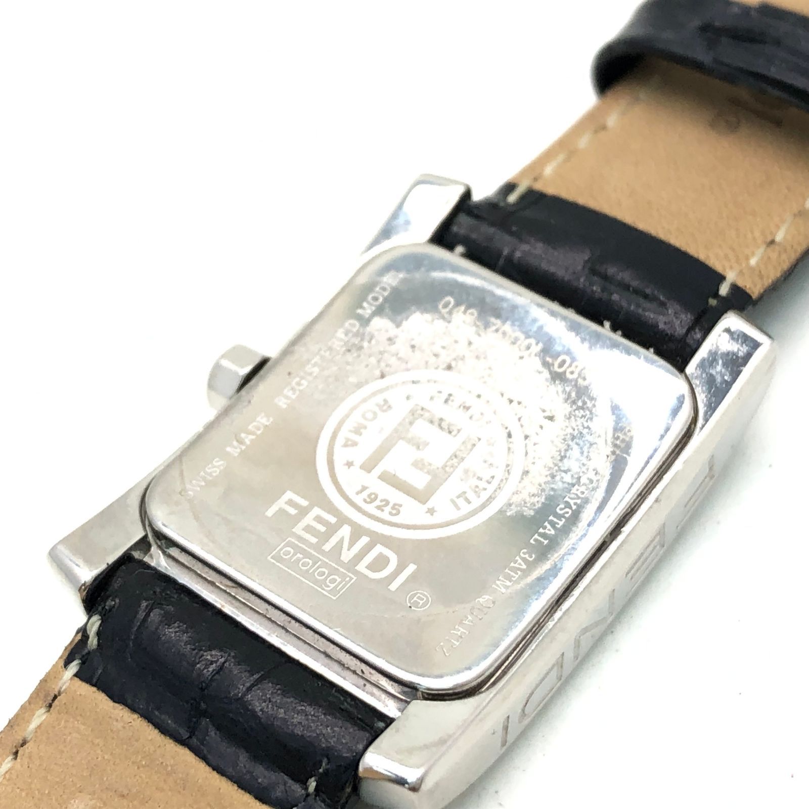 FENDI 7000L 腕時計 スクエア シルバー×ブラック 稼働品 1-894