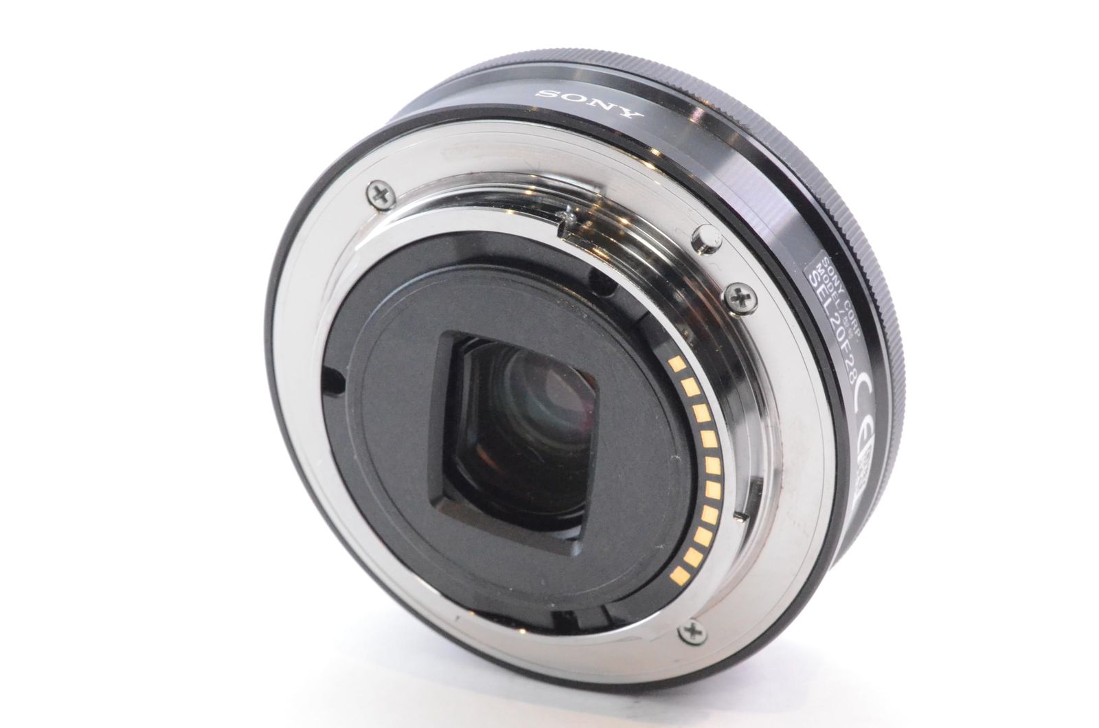 20mm F2.8