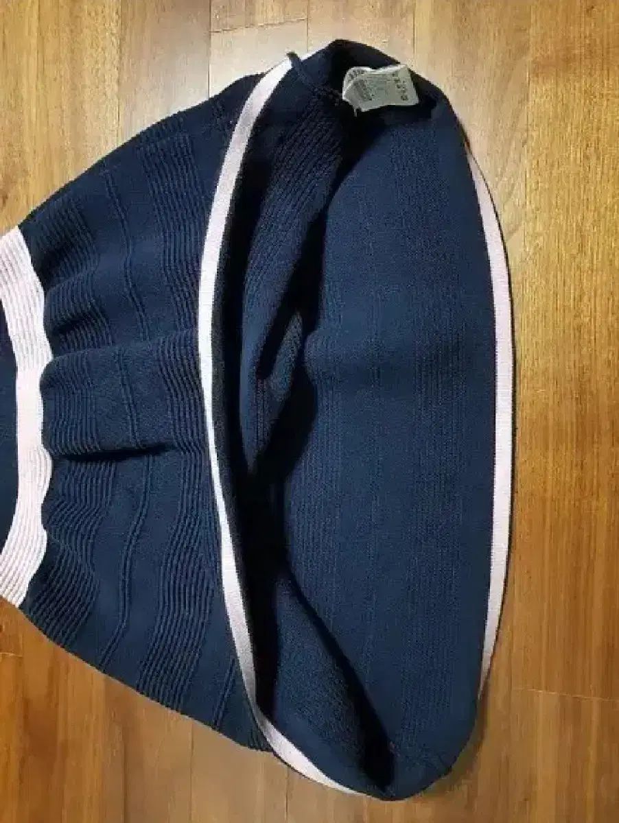 9 10