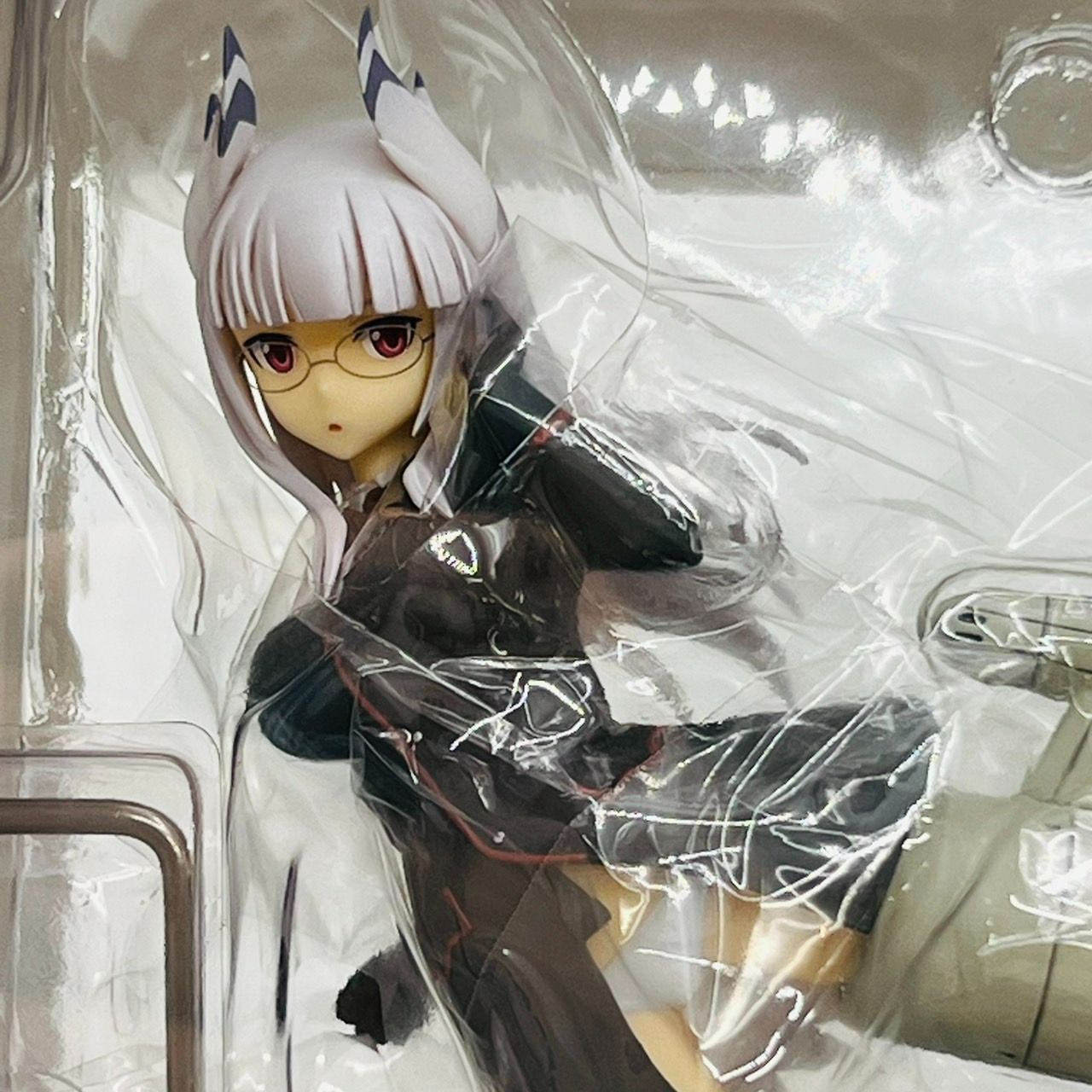 ハイデマリー・W・シュナウファー | ALTER
