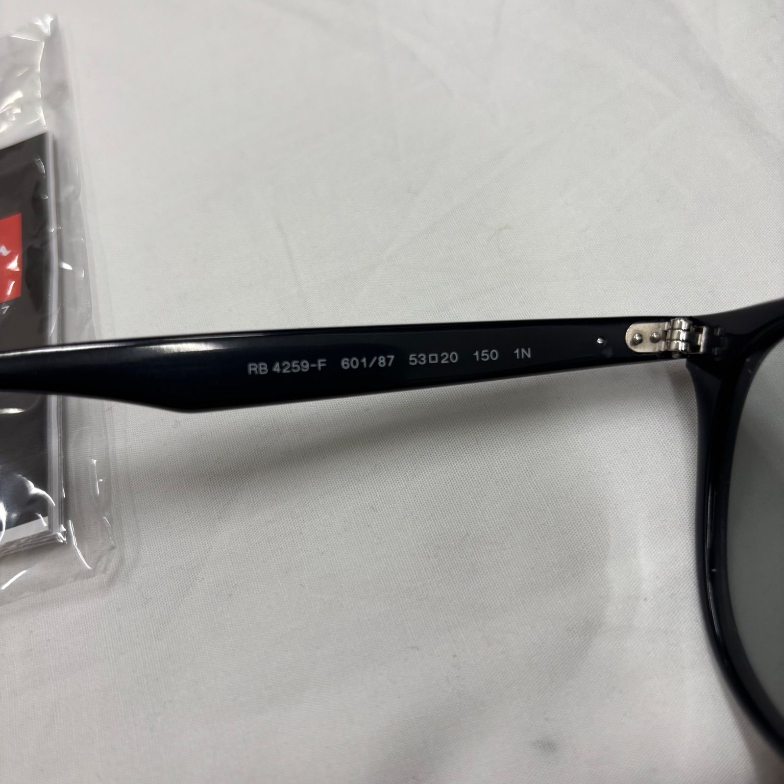 美品 レイバン サングラス ORB4259F ray-ban ケースつき - メルカリ