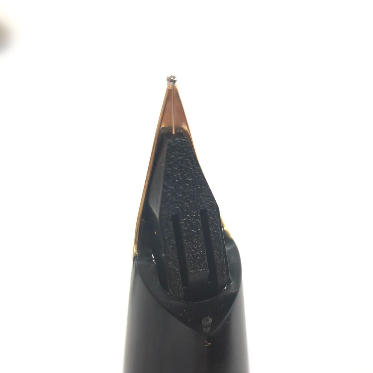 ブラウン