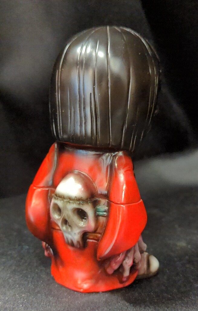 かっこわらい雑貨店 よしこ 黒髪/赤着物 - メルカリ