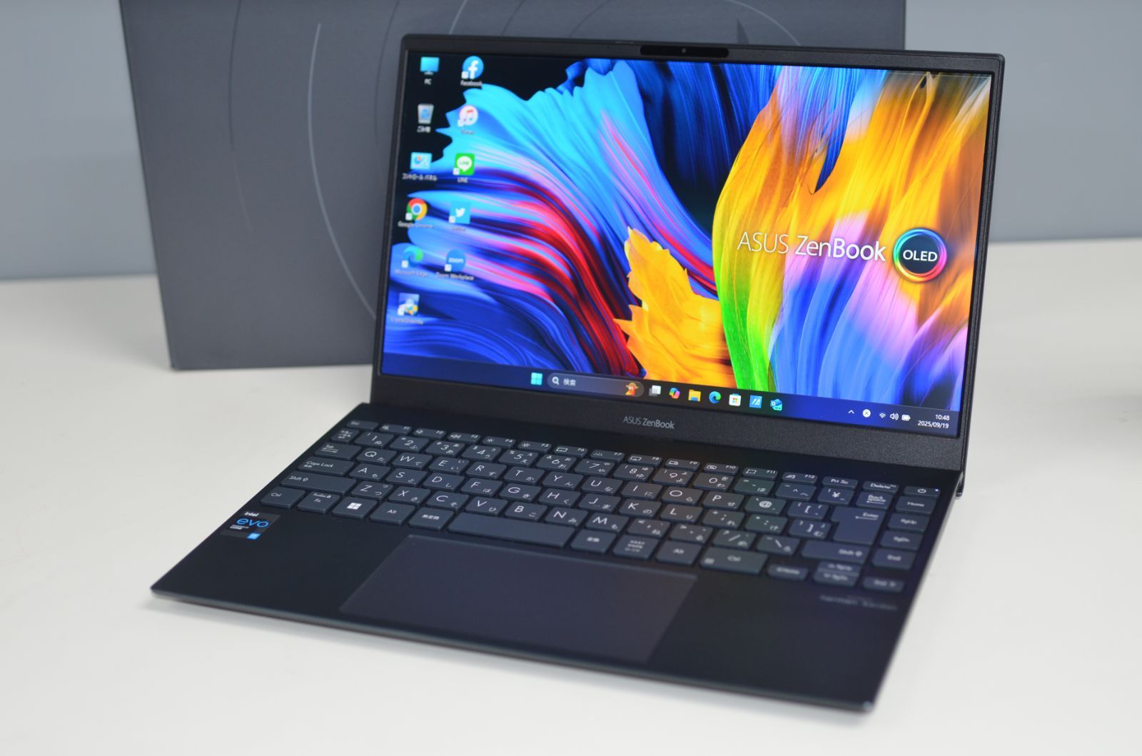 中古良品ノートパソコン ASUS Zenbook 13 OLED UX325EA