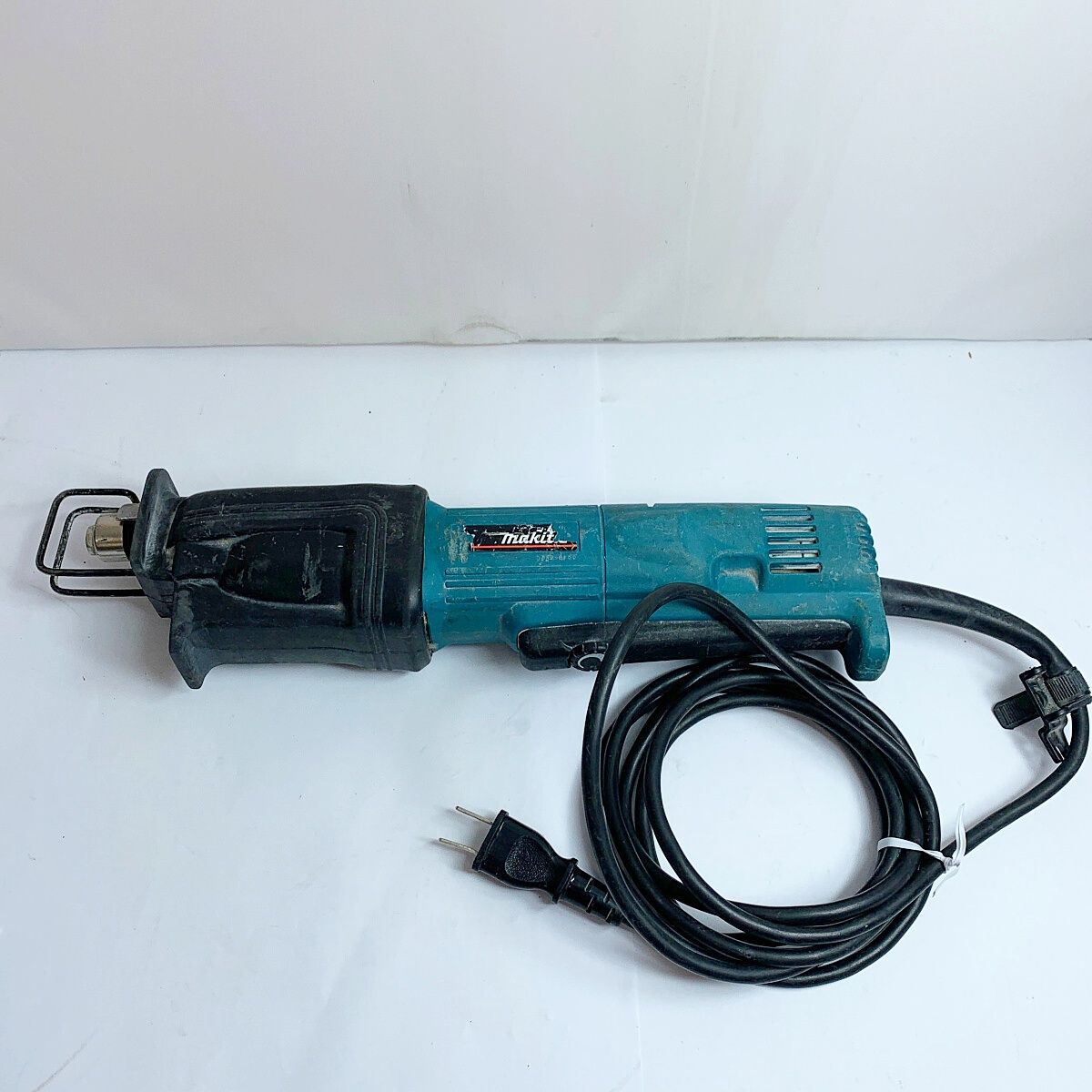 ♭♭MAKITA マキタ 小型レシプロソー ケース付き JR1000FTK ブルー