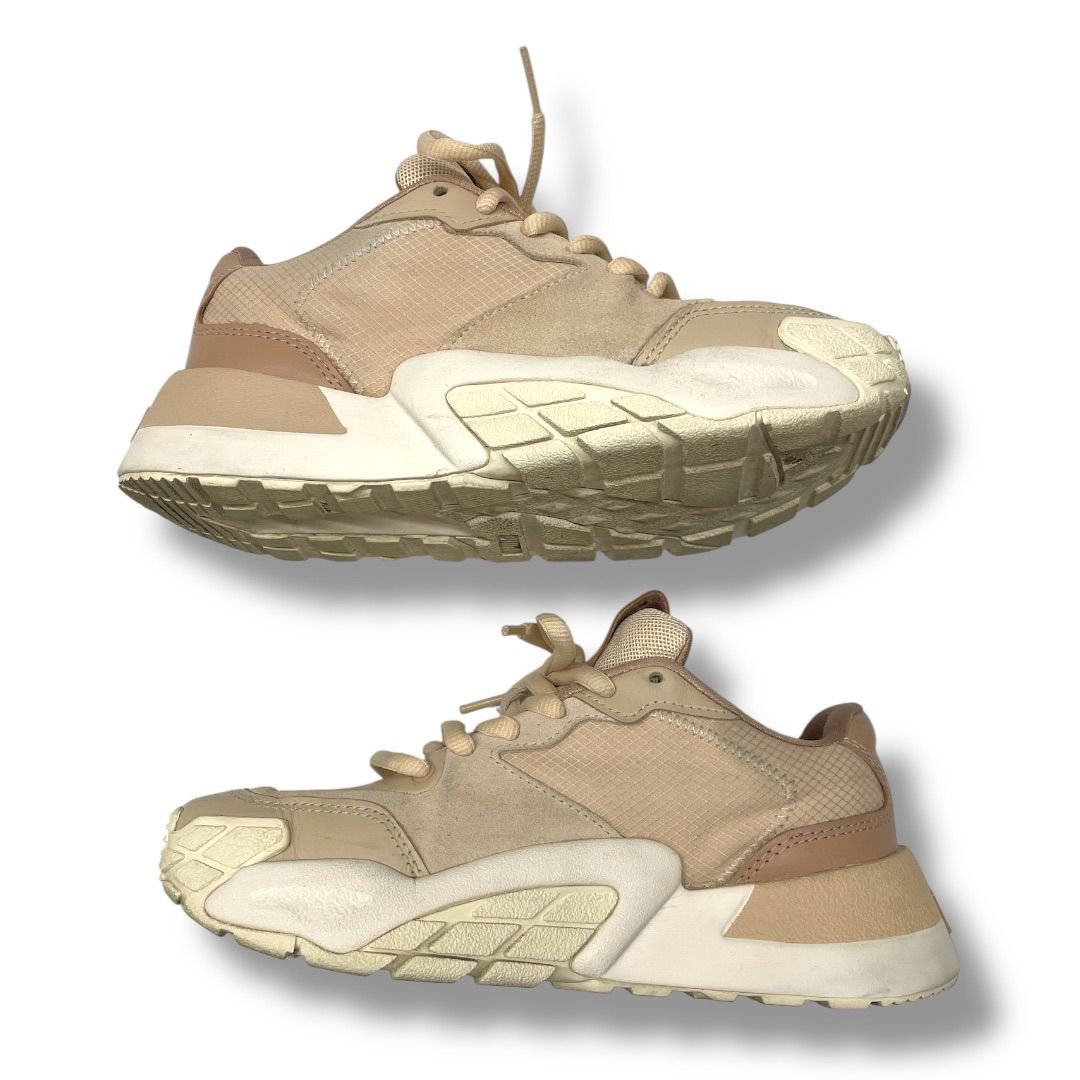 PUMA 新品　厚底　スニーカー PUMA プーマ レディース 厚底 スニーカー ヒール高3.0cm