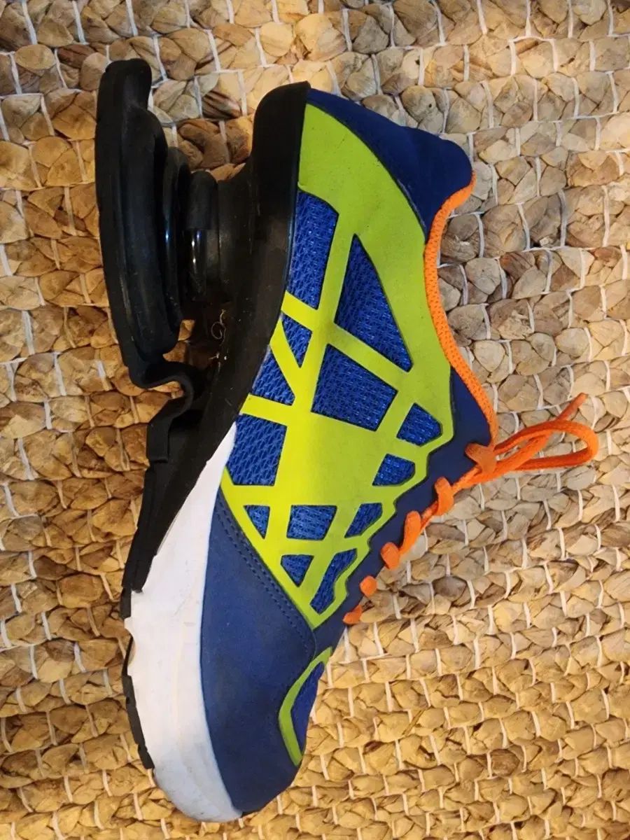 頚椎 ウエスト ラップ ジョイント 特許 機能的な作業靴 265