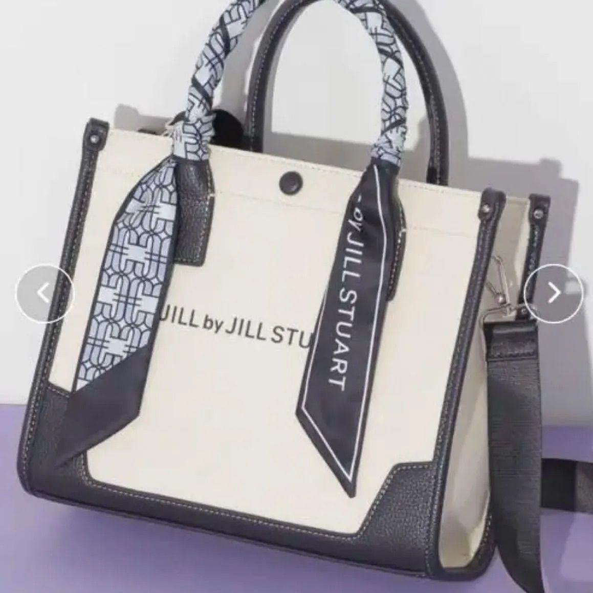 ジルバイジルスチュアート Link j スカーフ 2way ロゴ ハンドバッグ Link J スカーフフラップバッグ | JILL by JILL STUART（ジル