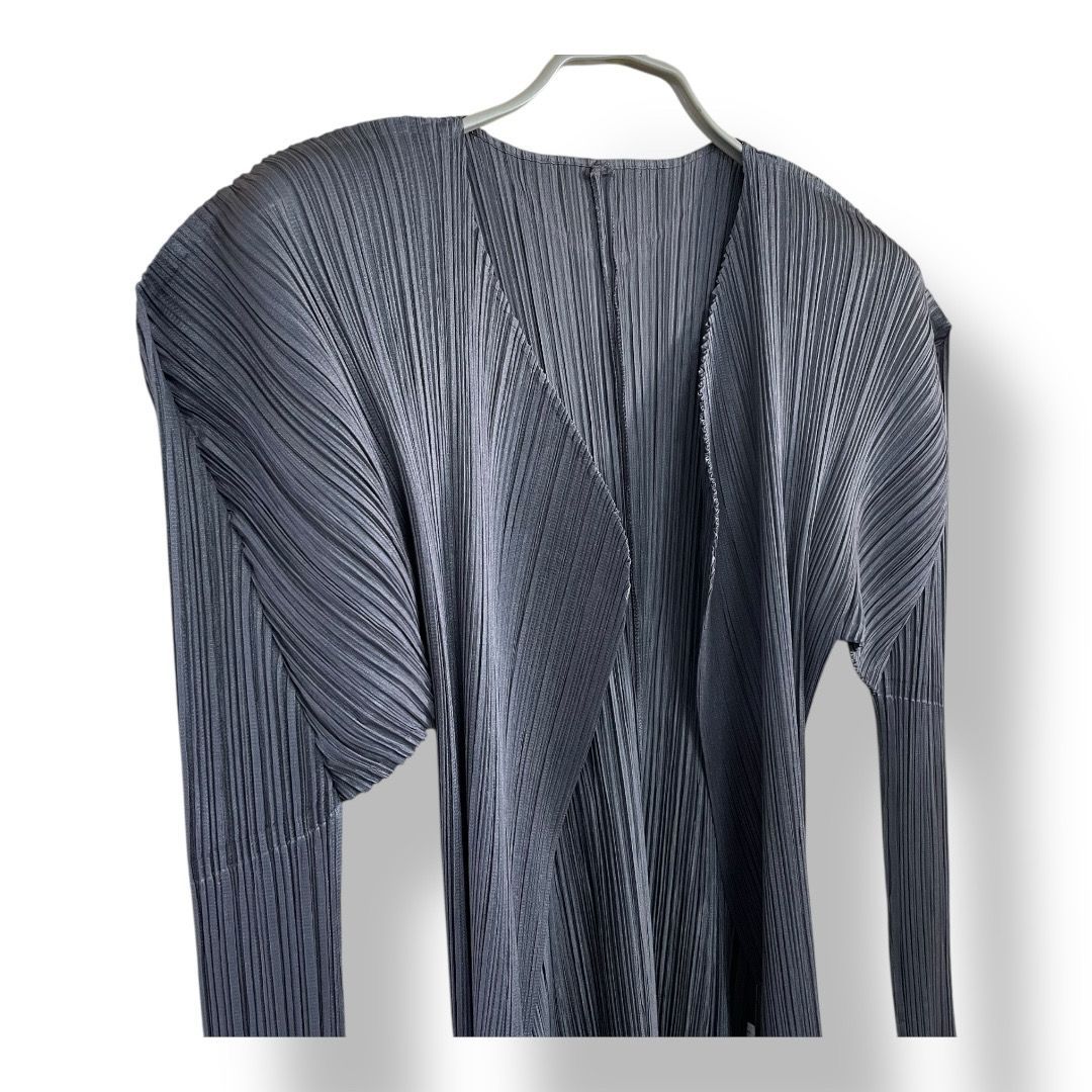 PLEATS PLEASE(プリーツプリーズ) プリーツ ボタンレスカーディガン