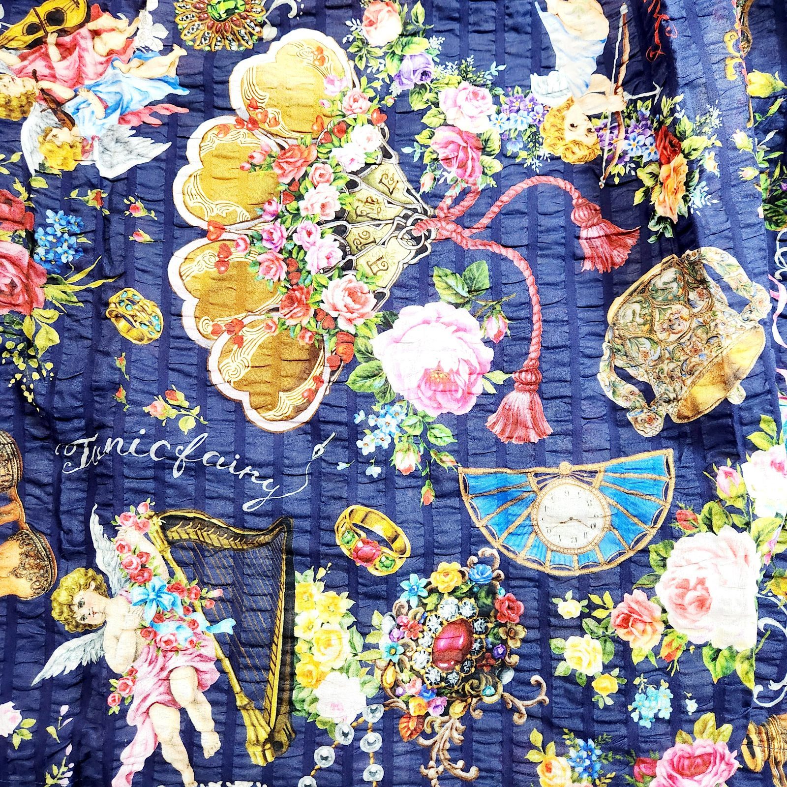 鴨居羊子　TUNIC チュニックブラウス　綿100%ローンサッカー素材 チュニック 20％OFF SALE TUNIC チュニック 鴨居羊子 7分袖