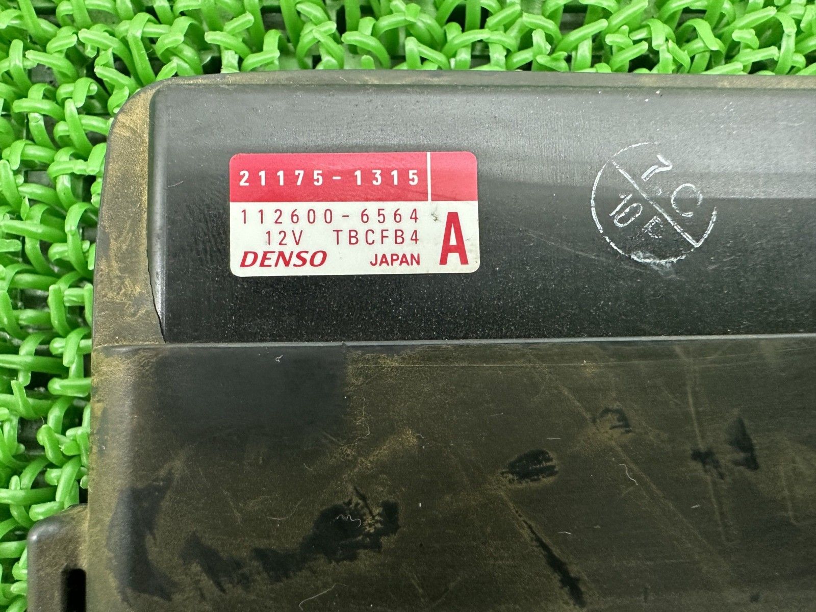 Z900RS ECU カワサキ 純正 中古 バイク 部品 ZR900CJF Z900RSカフェ
