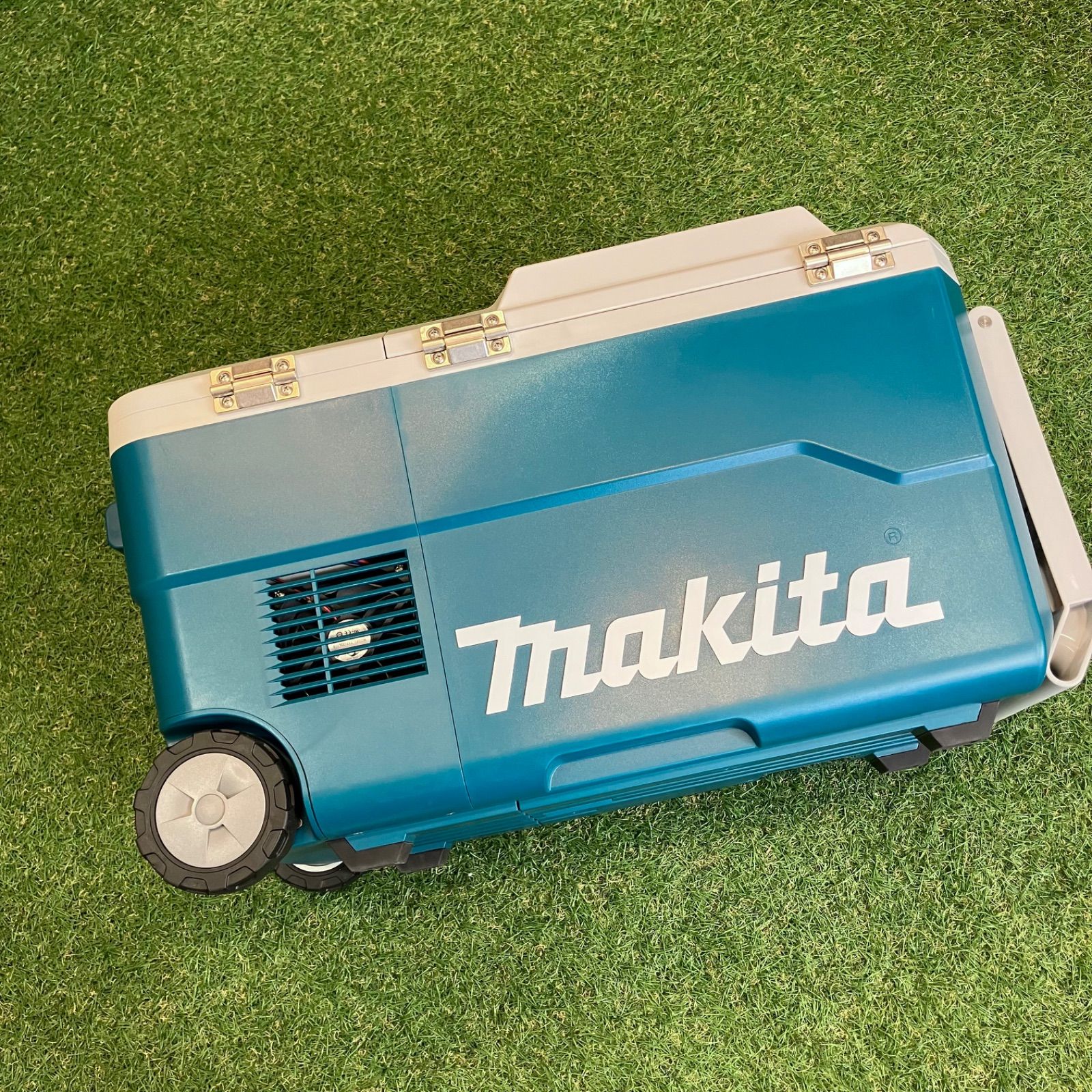 送料無料】マキタ(makita) コードレス冷温庫 CW001G 充電式保冷