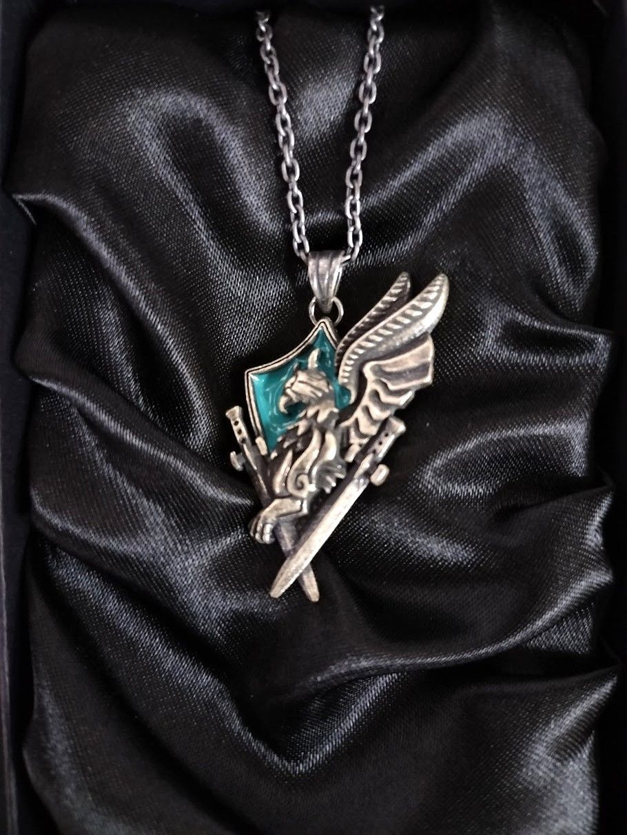 新品 ファイナルファンタジーXVI FF16 ベネディクタ ネックレス