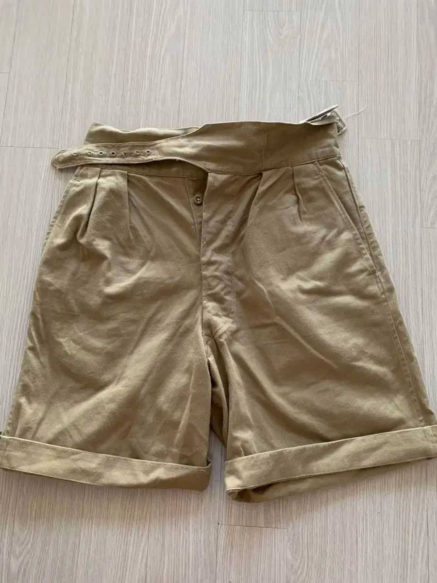 オリジナル イギリス軍 グルカ ハーフパンツ