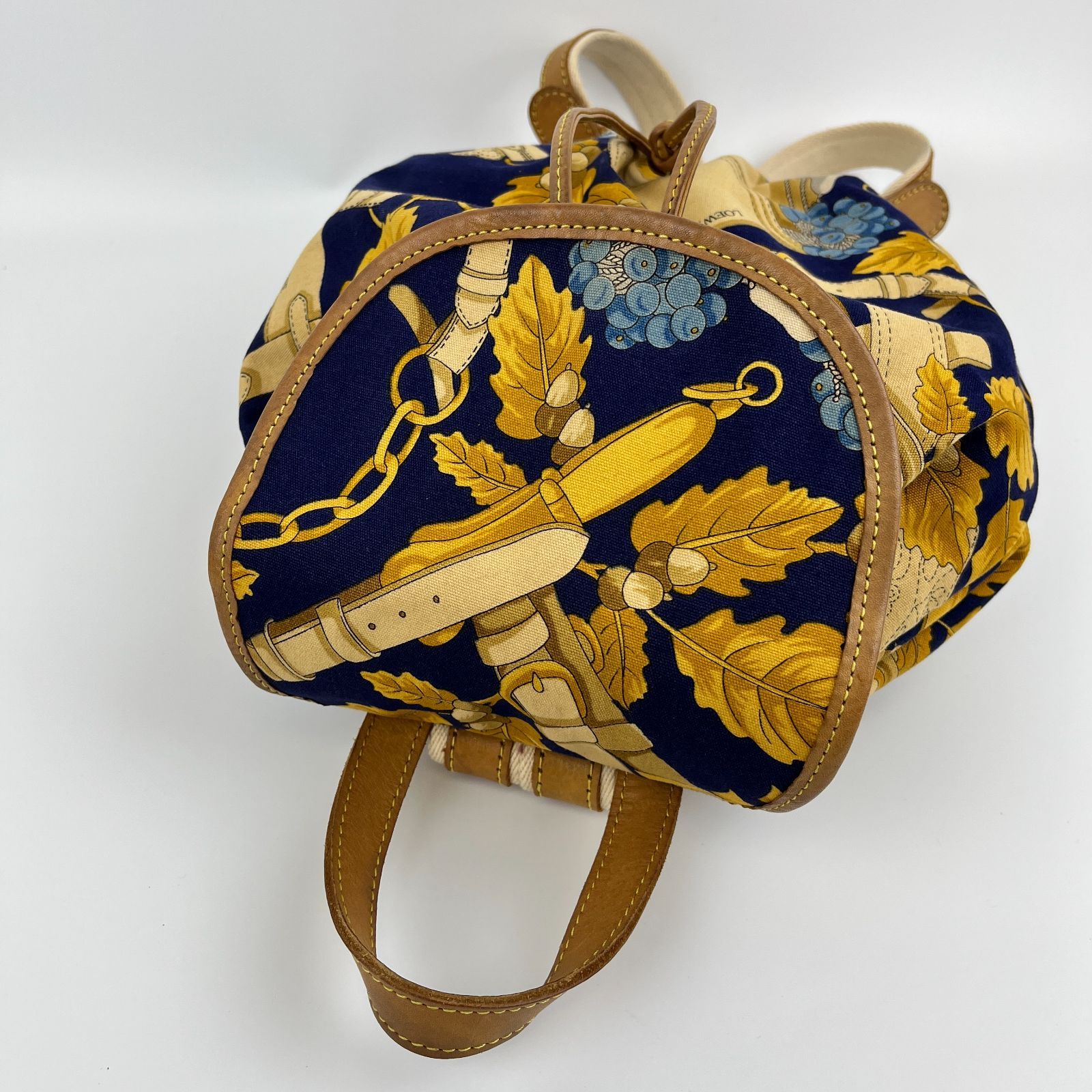LOEWE ロエベ アナグラム リュック バックパック ヴィンテージ イタリア製 楽天市場】ロエベ LOEWE ロゴ リュックサック アナグラム バッグ