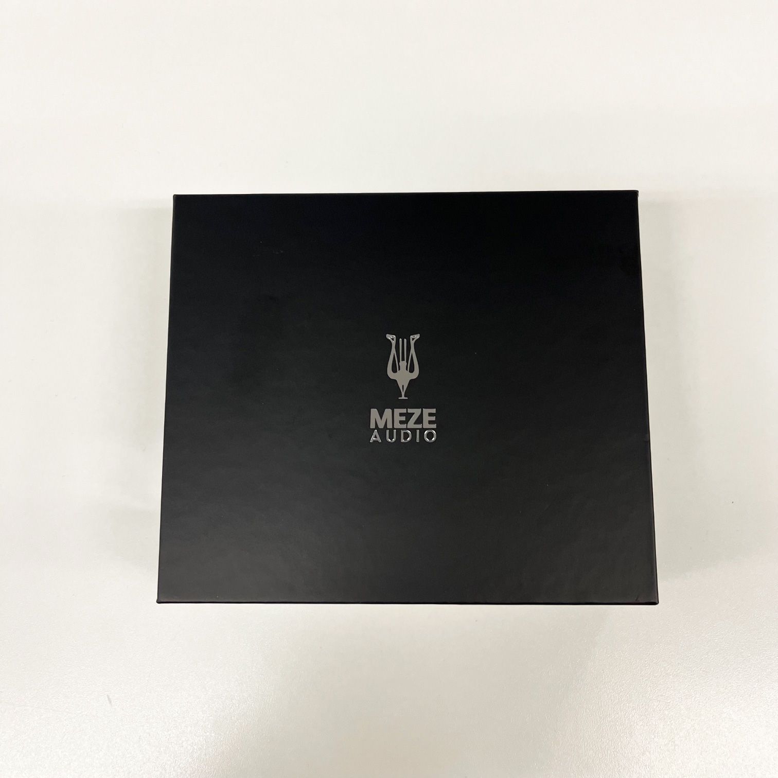 Meze Audio EMPYREAN 4.4mm PCUHD アップグレード バランス Meze Audio EMPYREAN 4.4mm PCUHD アップグレード バランス