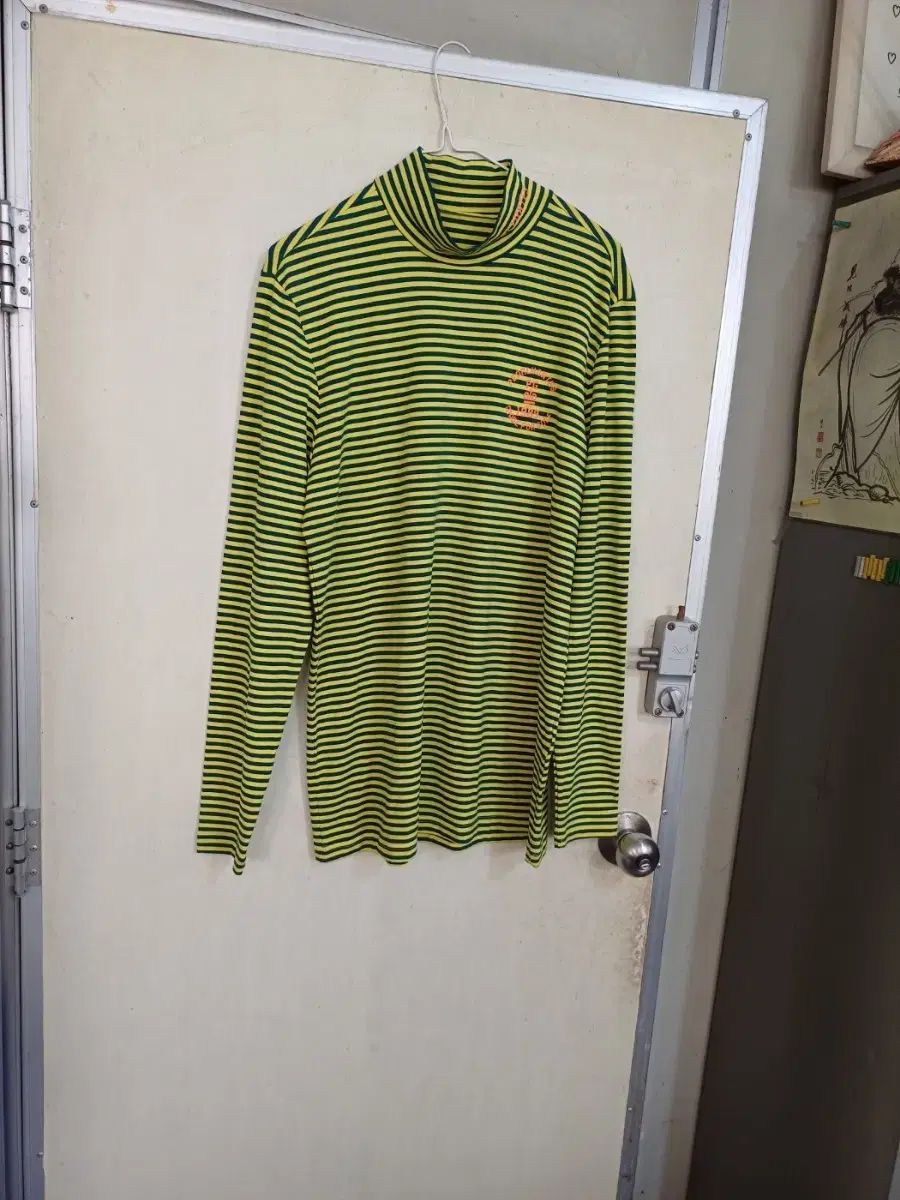 ペリーオーバーシーズメンズゴルフ T シャツ 新品 110 サイズ