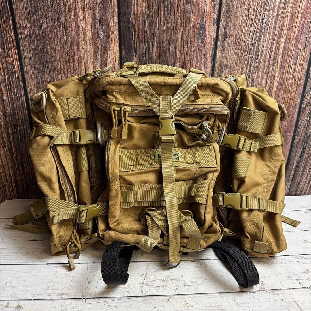 サイバトロン バックパック