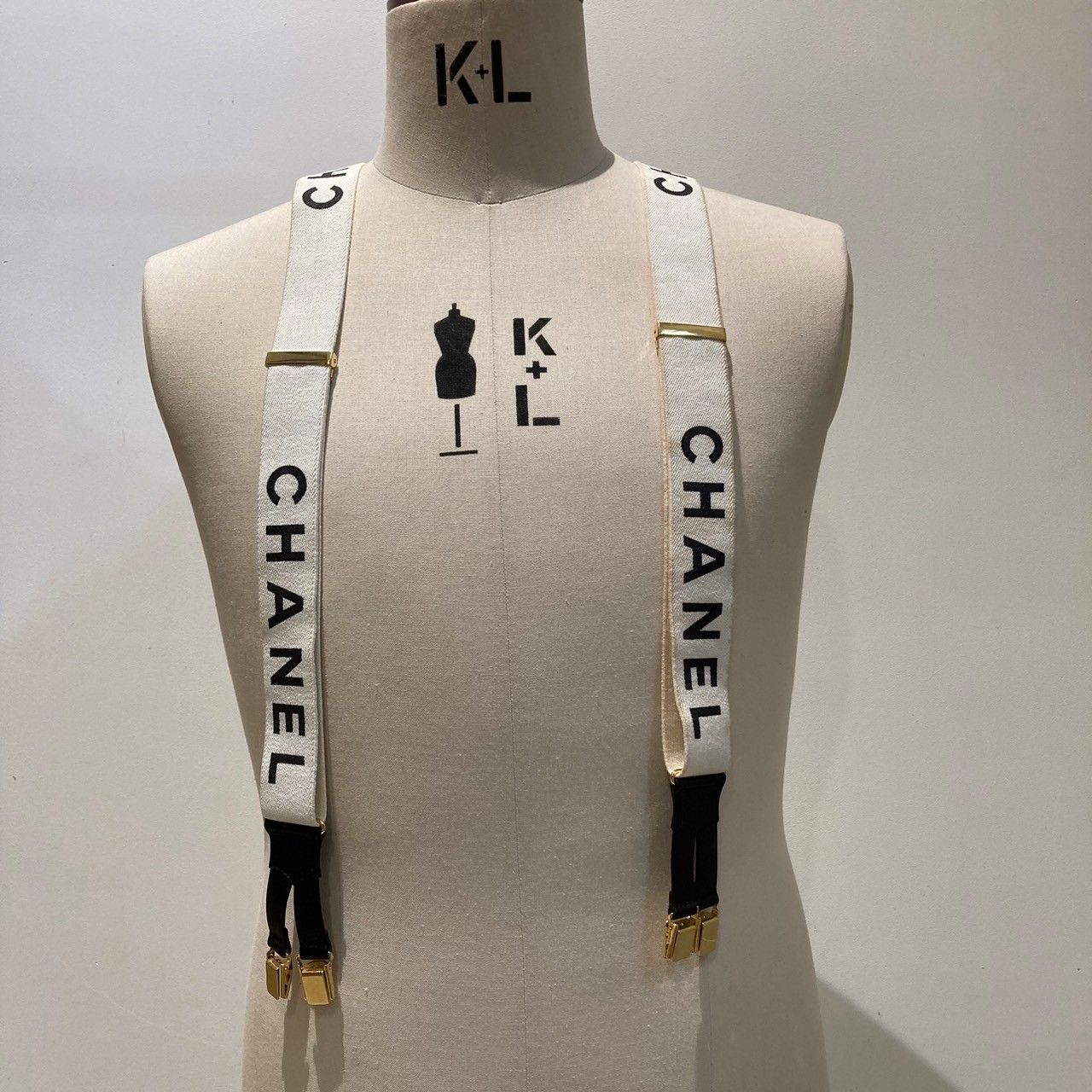 CHANEL シャネル 20091899005710 フランス製ヴィンテージ ロゴサスペンダー ユニセックス アイボリー ー