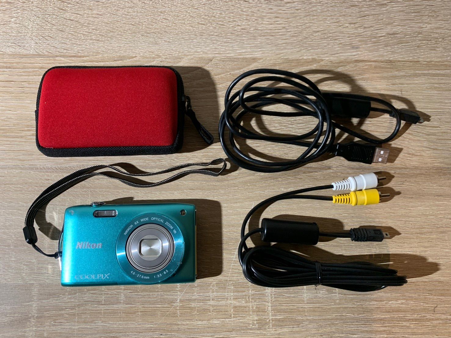 動作確認済み】NIKON COOLPIX E7600 単三電池 動作確認済み】Nikon