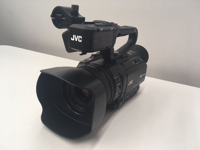 JVC GY-HM175 4Kメモリーカードカメラレコーダー　業務用ビデオカメラ　ダンプラケース付