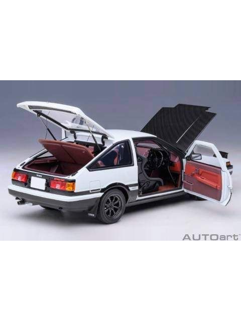 オートアート トヨタ スプリンター トレノ (AE86) 「頭文字D」 プロジェクトD ファイナルバージョン 1/18スケール - メルカリ