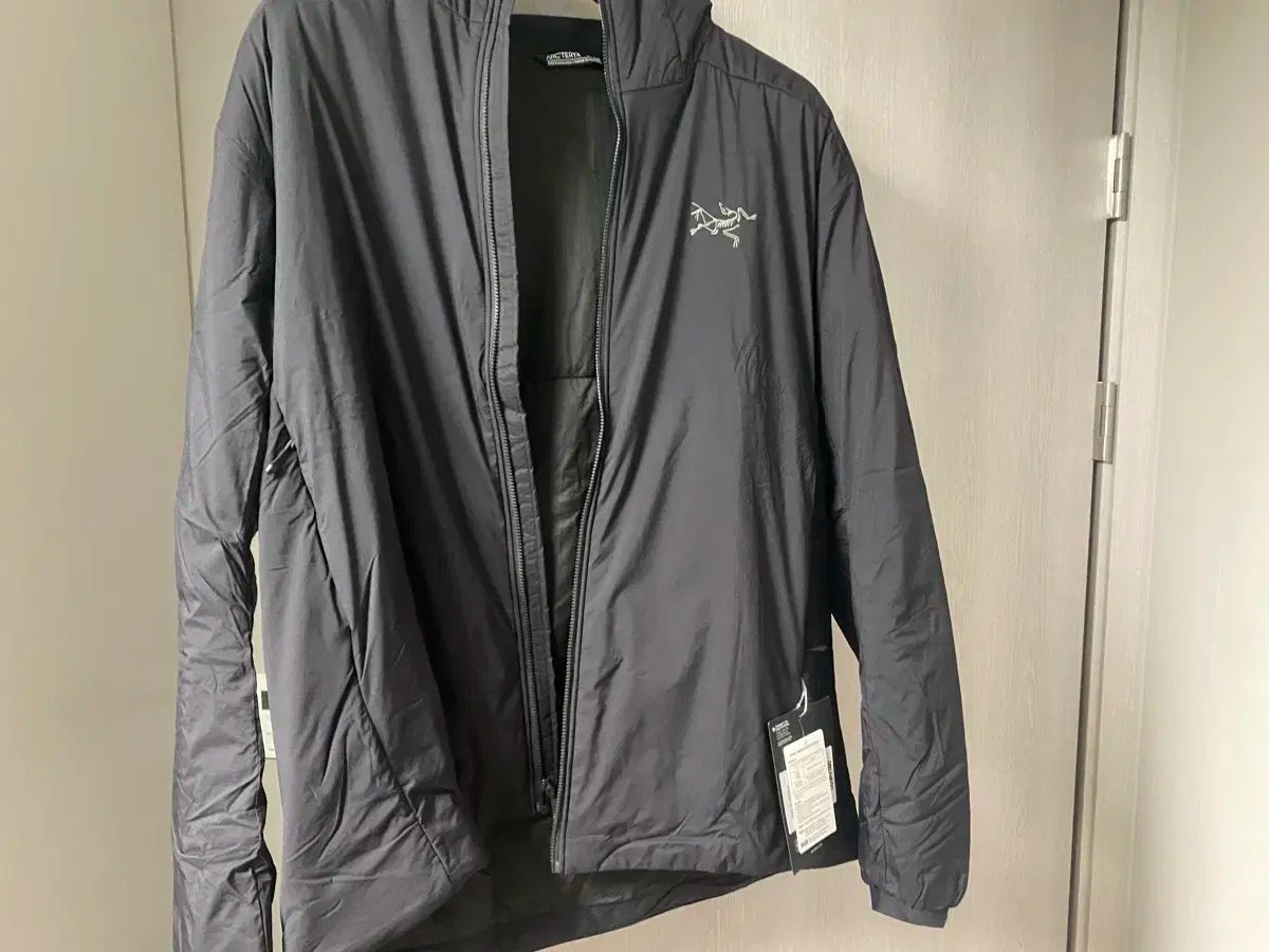 ARC TERYX アークテリクス Atom アトム SV フーディー パーカー ブラック L サッシング