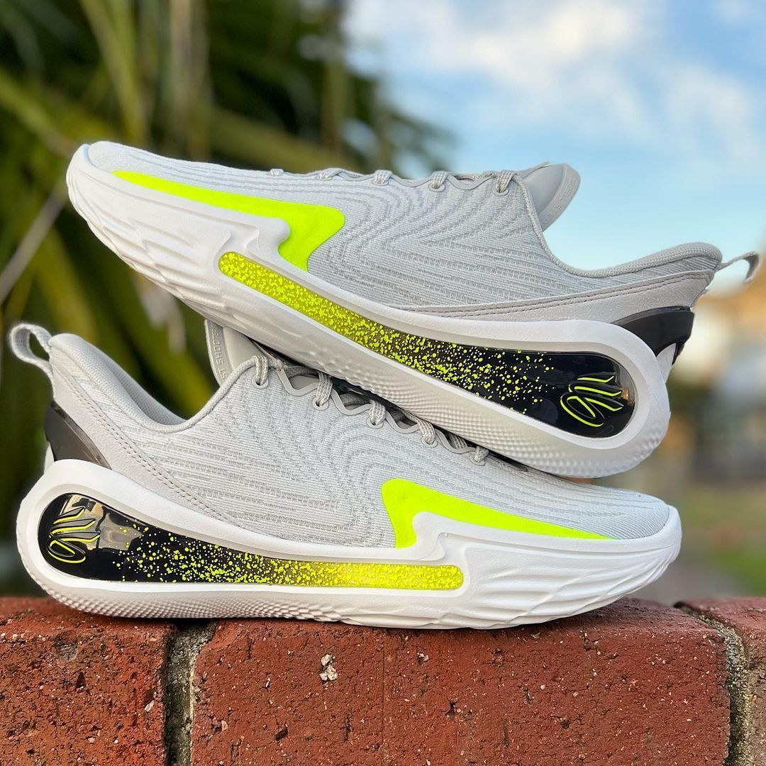 CURRY 12 'SATURN' アンダーアーマー カリー 12 UNDER ARMOUR CURRY 12 'SATURN' アンダーアーマー カリー 12 【MEN'S