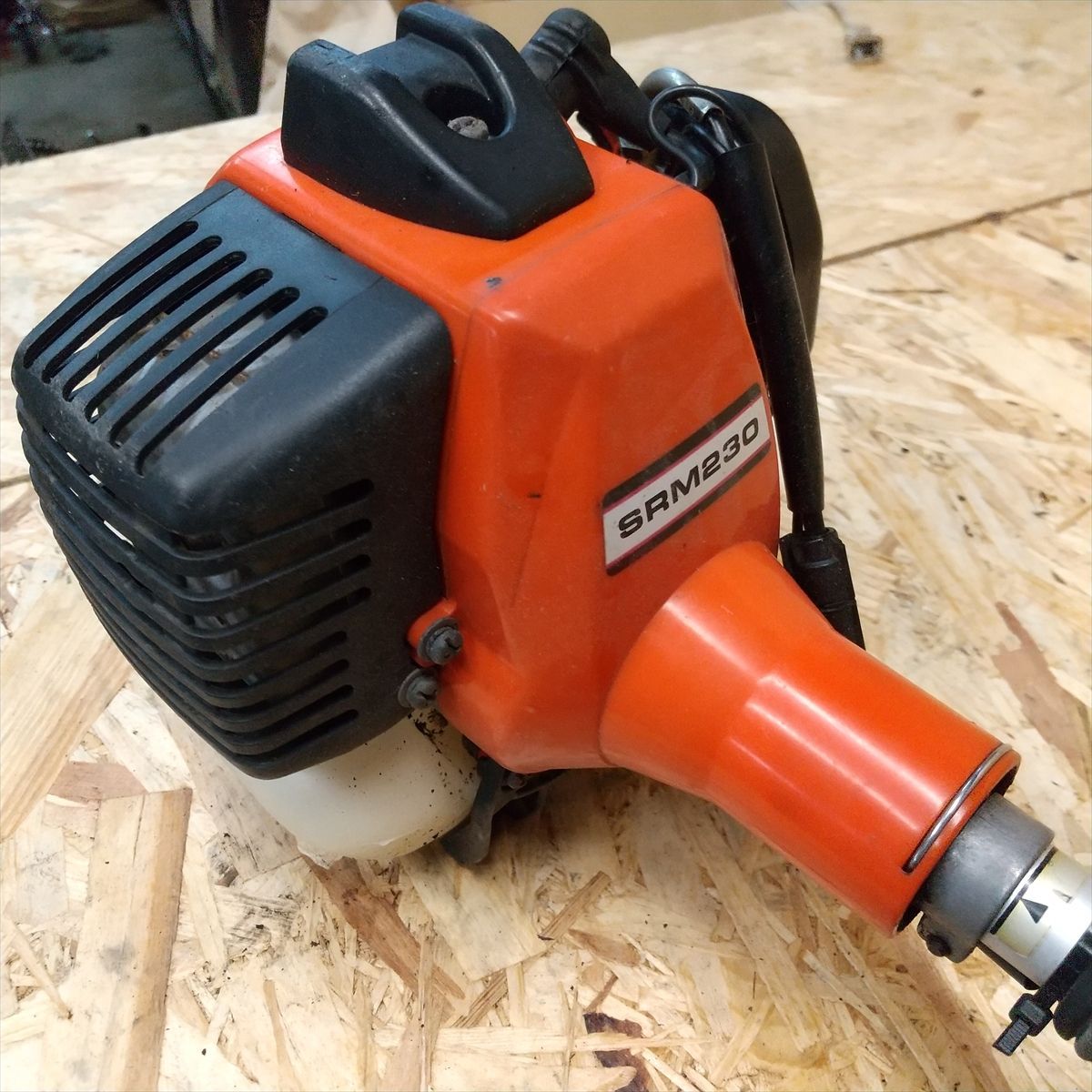 共立草刈機　ＳＲＭ２３０ 共立 エンジン式 刈払機 SRM230