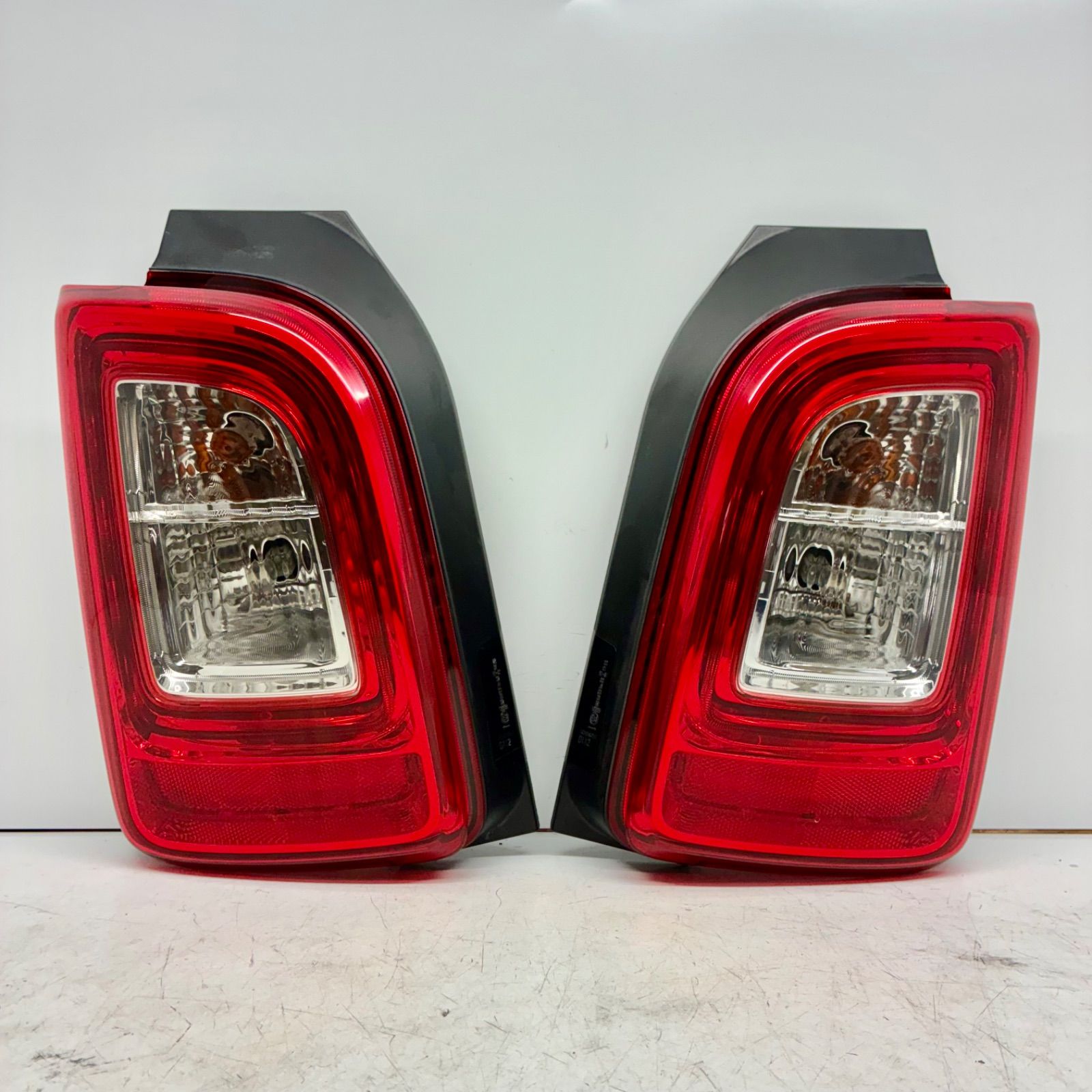 コーティング済 ホンダ JG1 JG2 Nワン N-ONE テールライト ランプ レンズ 左右セット LR LED 点灯 済 ICHIKOH D112 P71565