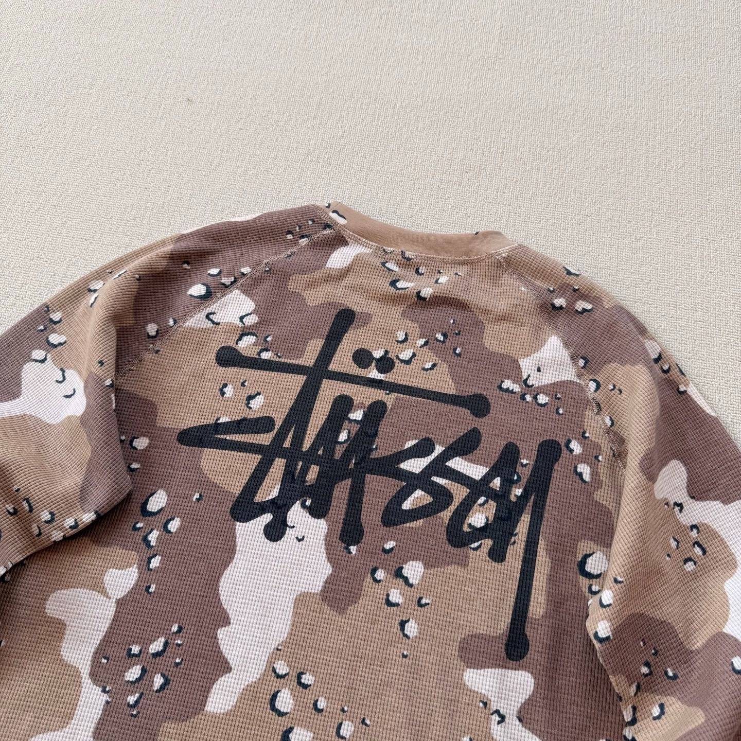 ラグランサーマルLSクルー ロゴデザイン入りラグランスリーブワッフル長袖Tシャツ