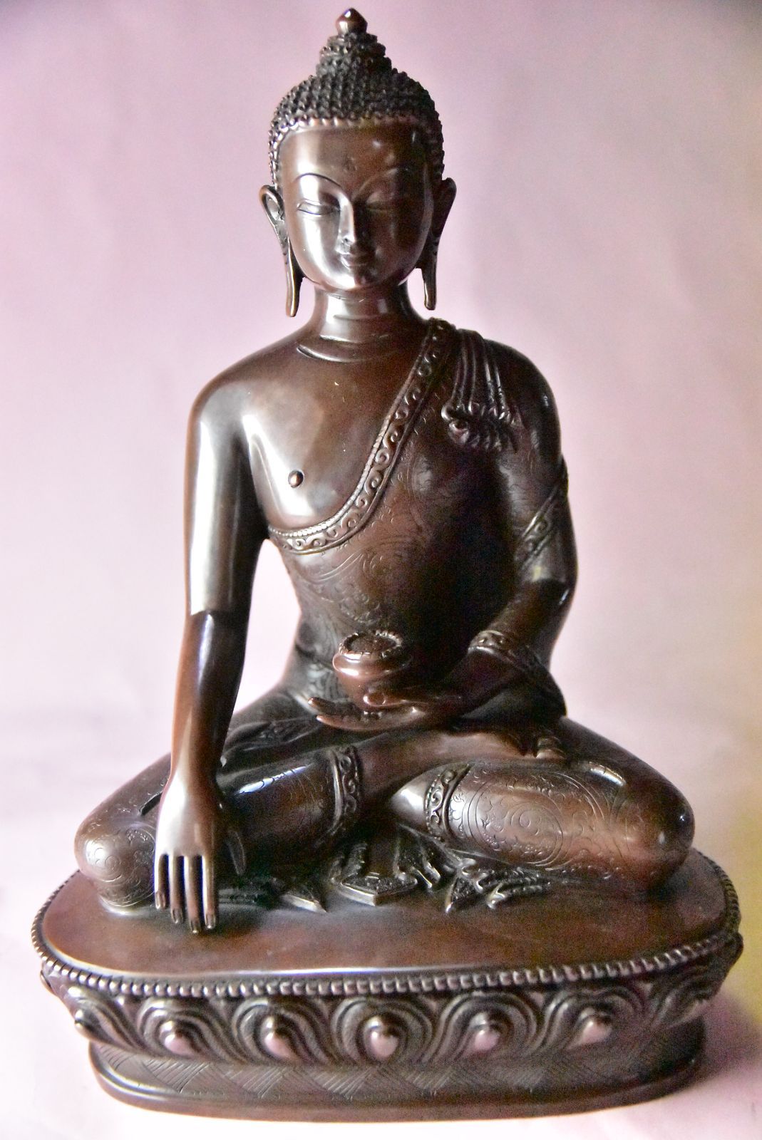 ネパール　釈迦牟尼坐像 ネパールパタン製 仏像 シャキャムニ 釈迦如来 釈迦牟尼仏 銅製