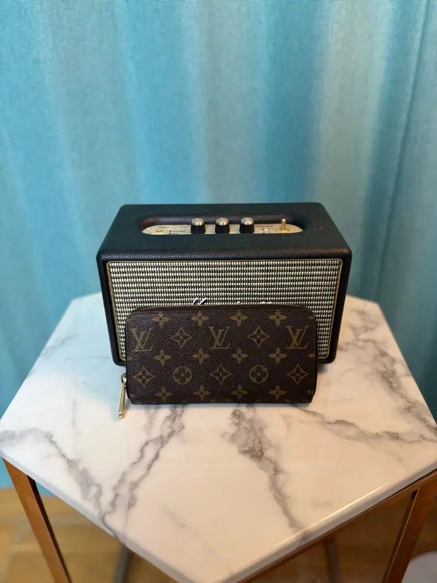 Louis Vuitton ルイヴィトン ジッピー オーガナイザー