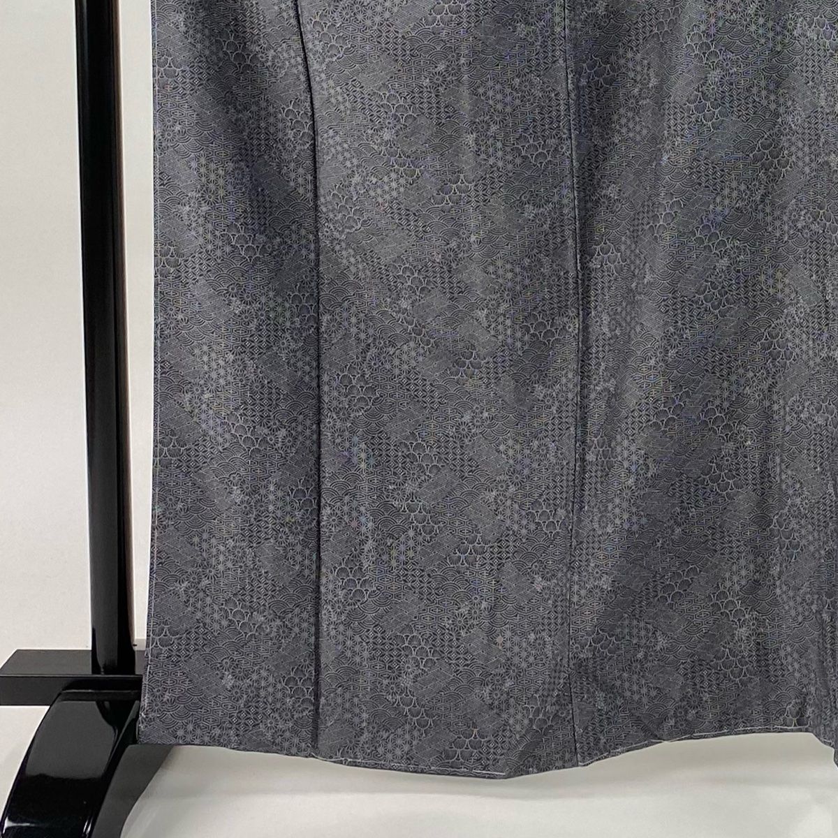 小紋 身丈164.5cm 裄丈67.5cm L 袷 青海波 七宝 黒灰 正絹 秀品