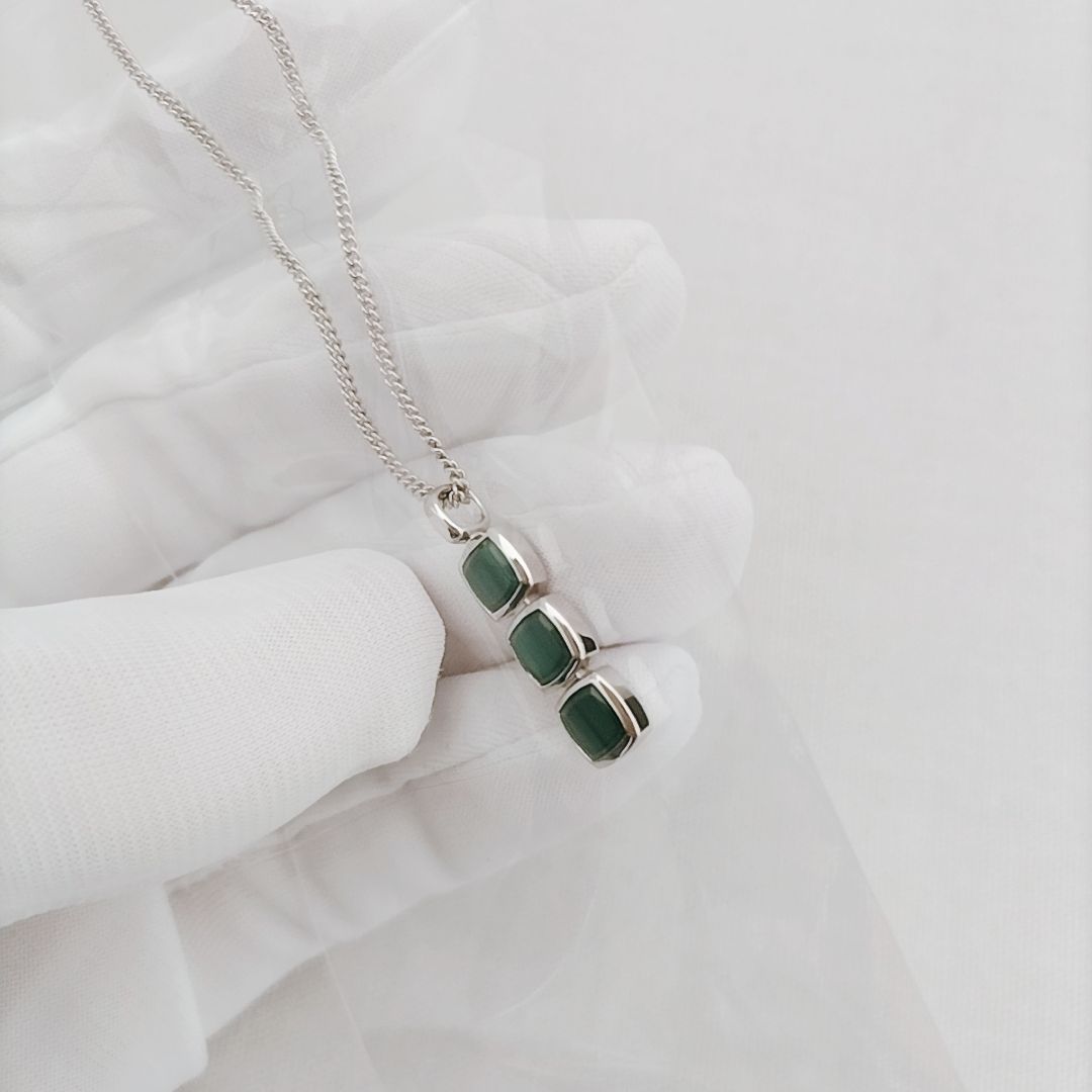 Tom Wood マラカイト ペンダントネックレス 新品未使用】TOM WOOD ミニクッション ペンダント ネックレス